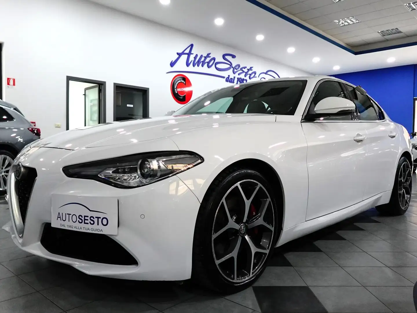Alfa Romeo Giulia 2.2 MJT 190 CV EXECUTIVE Blanc - 2