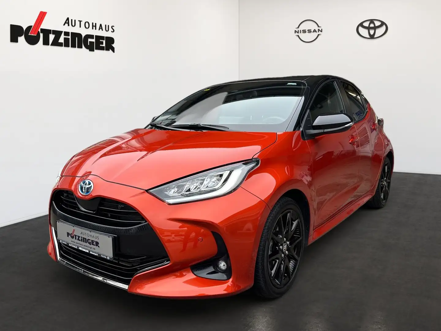 Toyota Yaris 1.5 Hybrid - Style, HUD, Navi Orange - 1