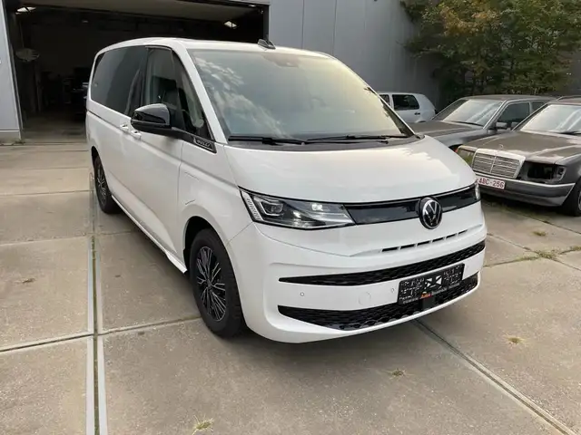 Volkswagen T7 Multivan 1.4 TSI PHEV Life DSG LANG PANODAK TREKHAAK DIRECT
