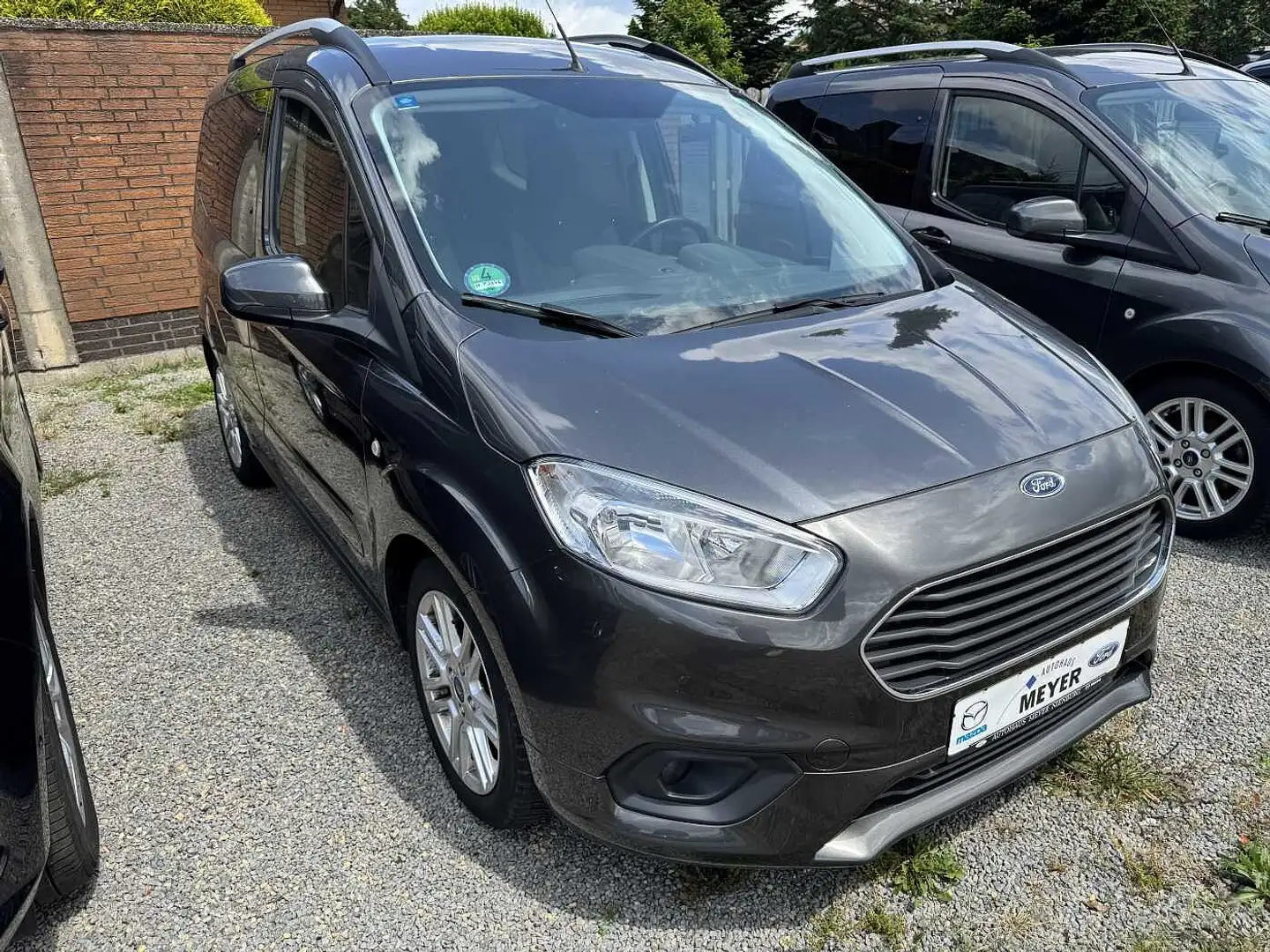 Ford Tourneo Courier 1.0 EcoBoost Titanium Navi Szary - 1