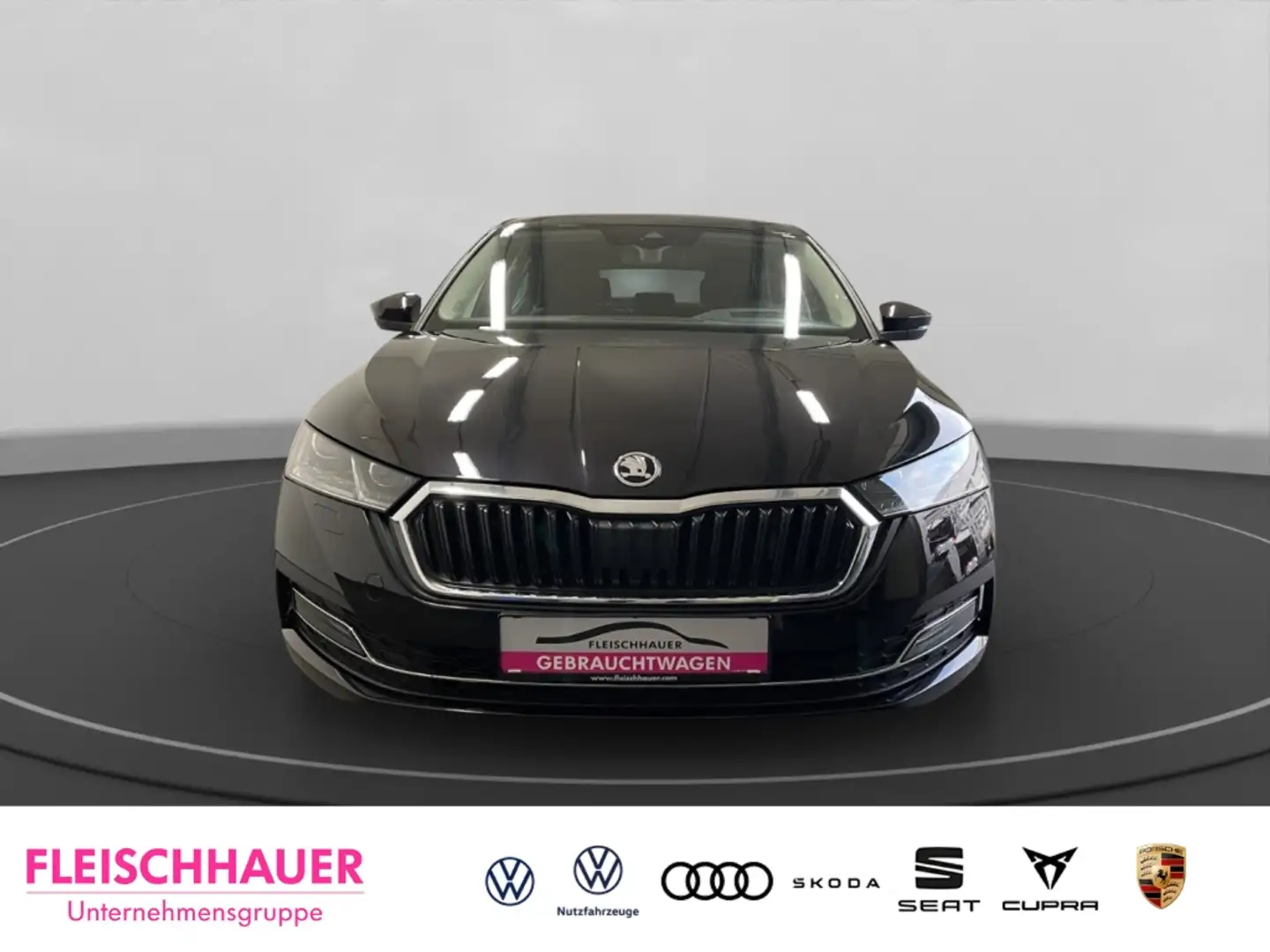Skoda Octavia 2,0 TDI Style PDCv+h LED Navi Apple CarPlay Klima Schwarz - 2
