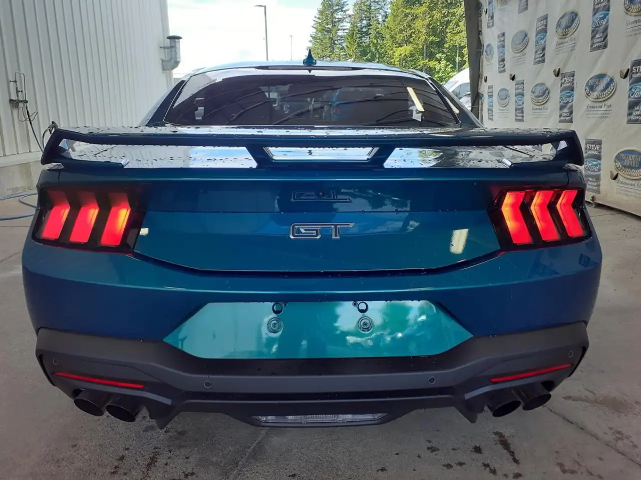 Ford Mustang снимка Ford Mustang