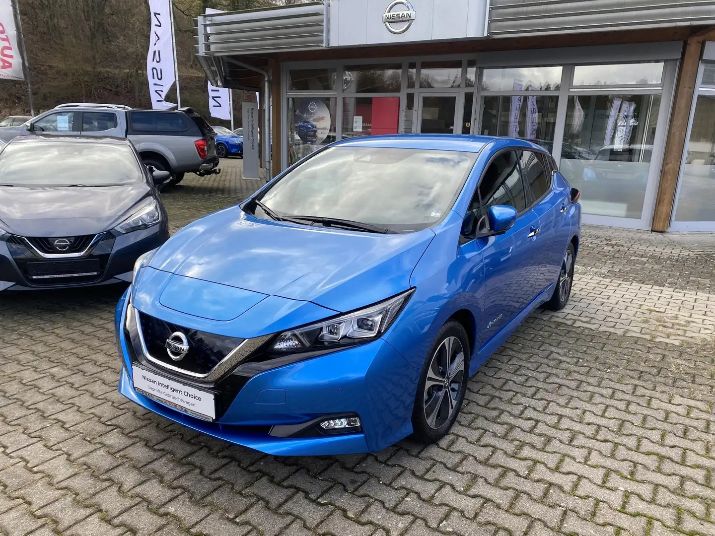 Nissan Leaf N-Connecta Navi Sitzheizung 110 kW (150 PS), Fr... Bleu - 1