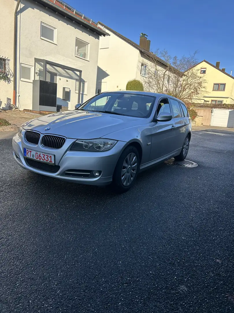 BMW 318 3er Touring 318i Touring Gris - 1