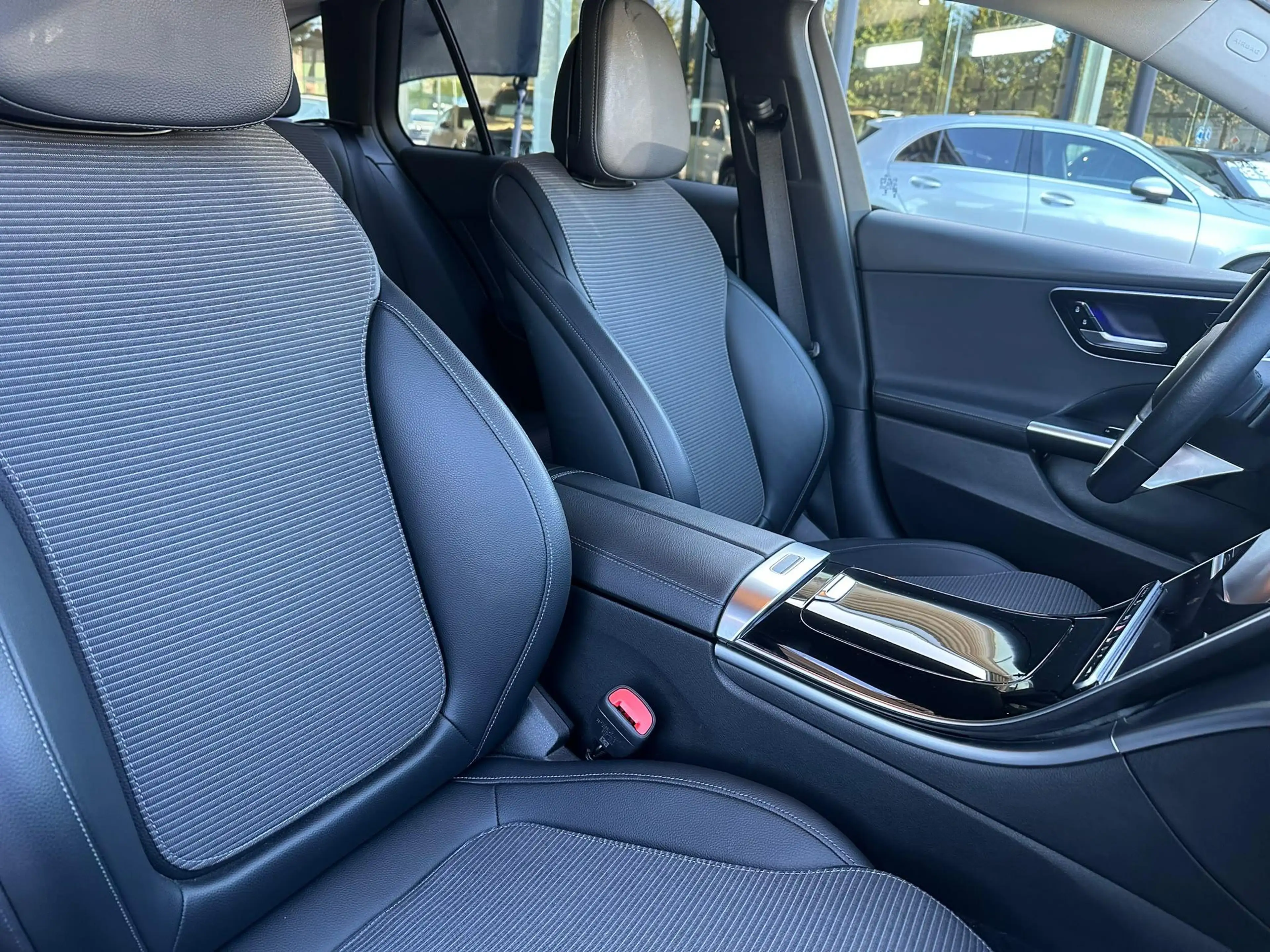 Mercedes-Benz C 180 Break C Business Line — photo 12