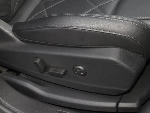 DS Automobiles DS 7 Crossback view 10