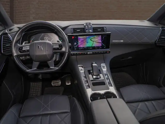 DS Automobiles DS 7 Crossback view 15