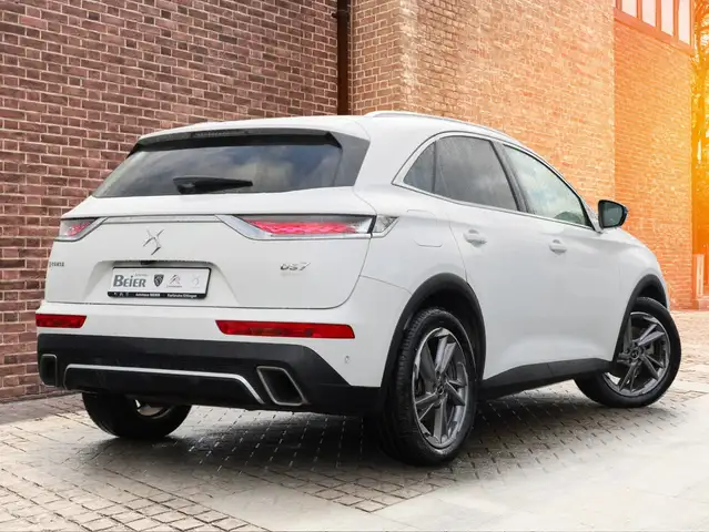 DS Automobiles DS 7 Crossback view 4