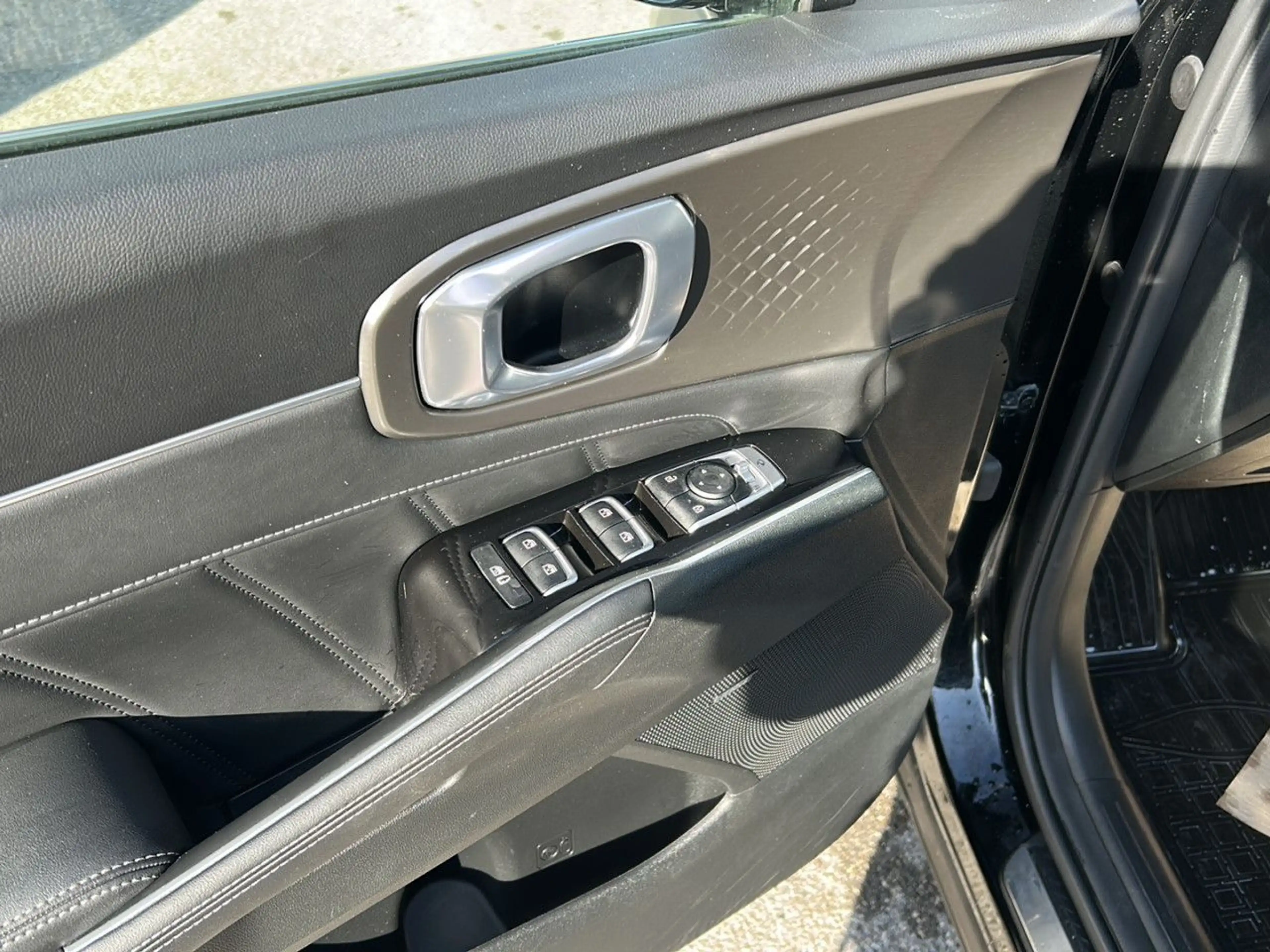 Kia Sorento Spirit 4WD Bluetooth Navi LED Klima — photo 10