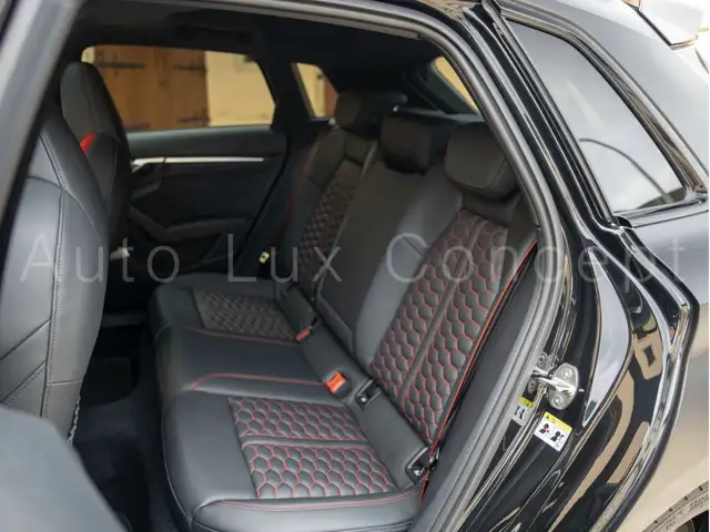 Audi RS3 view 8