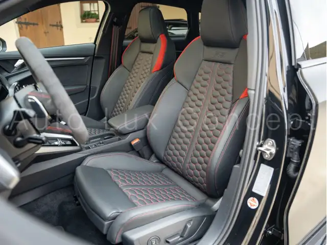 Audi RS3 view 6