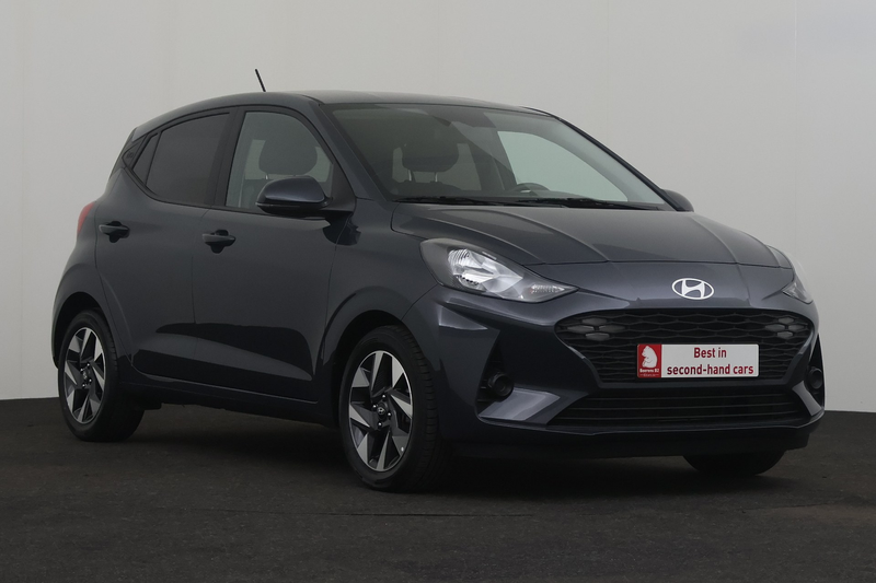 Hyundai i10 1.0 i + GPS + CARPLAY + CAMERA + PDC + CRUISE + AL — photo 4