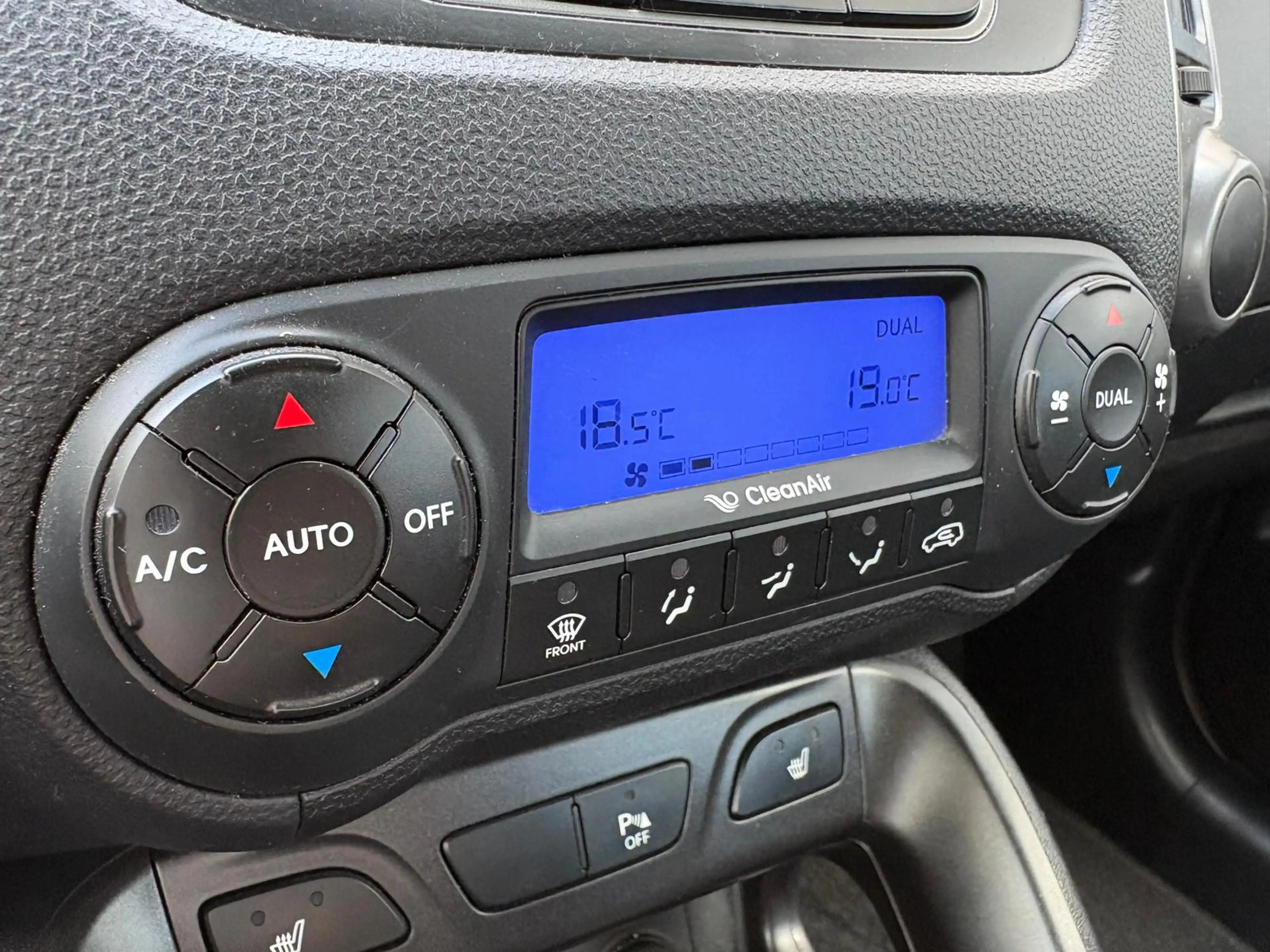 Hyundai iX35 1.6i GDI i-Motion Trekhaak/Parkeerhulp/Cruise-cont — photo 22