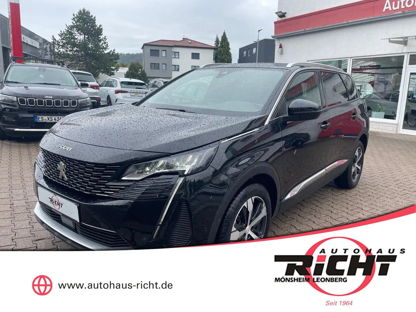 Peugeot 5008 1.5 HDI Allure 7-Sitzer Navi ACC Totwinkel Czarny - 1