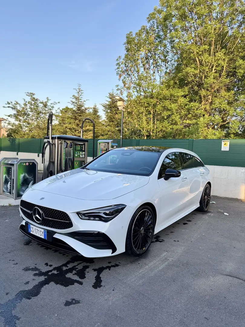 Mercedes-Benz CLA 200 Shooting Brake AMG Line Advanced Plus auto - 1
