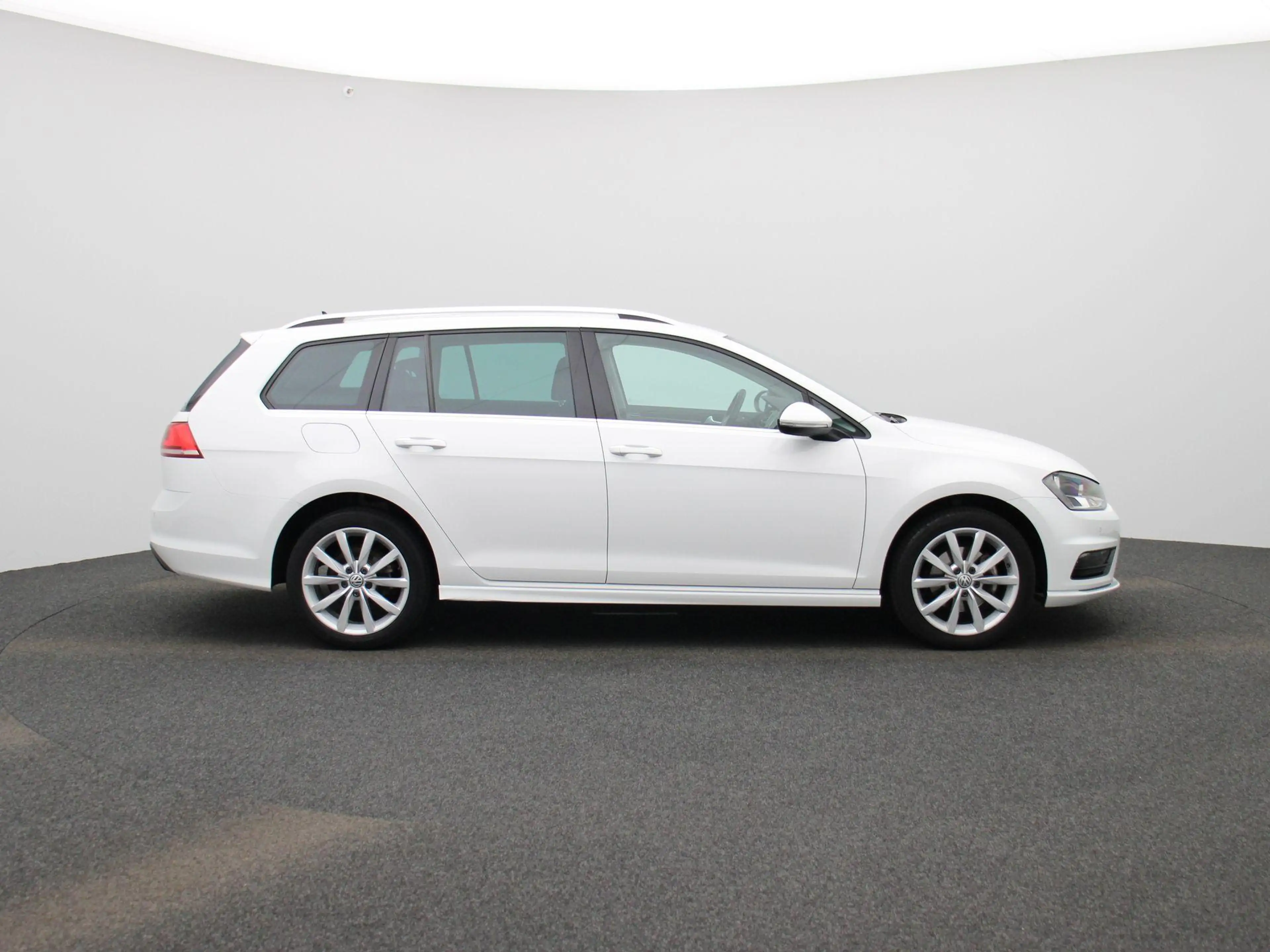 Volkswagen Golf Variant 1.4 TSI Business Edition Connected R 125 PK| Origi — photo 6