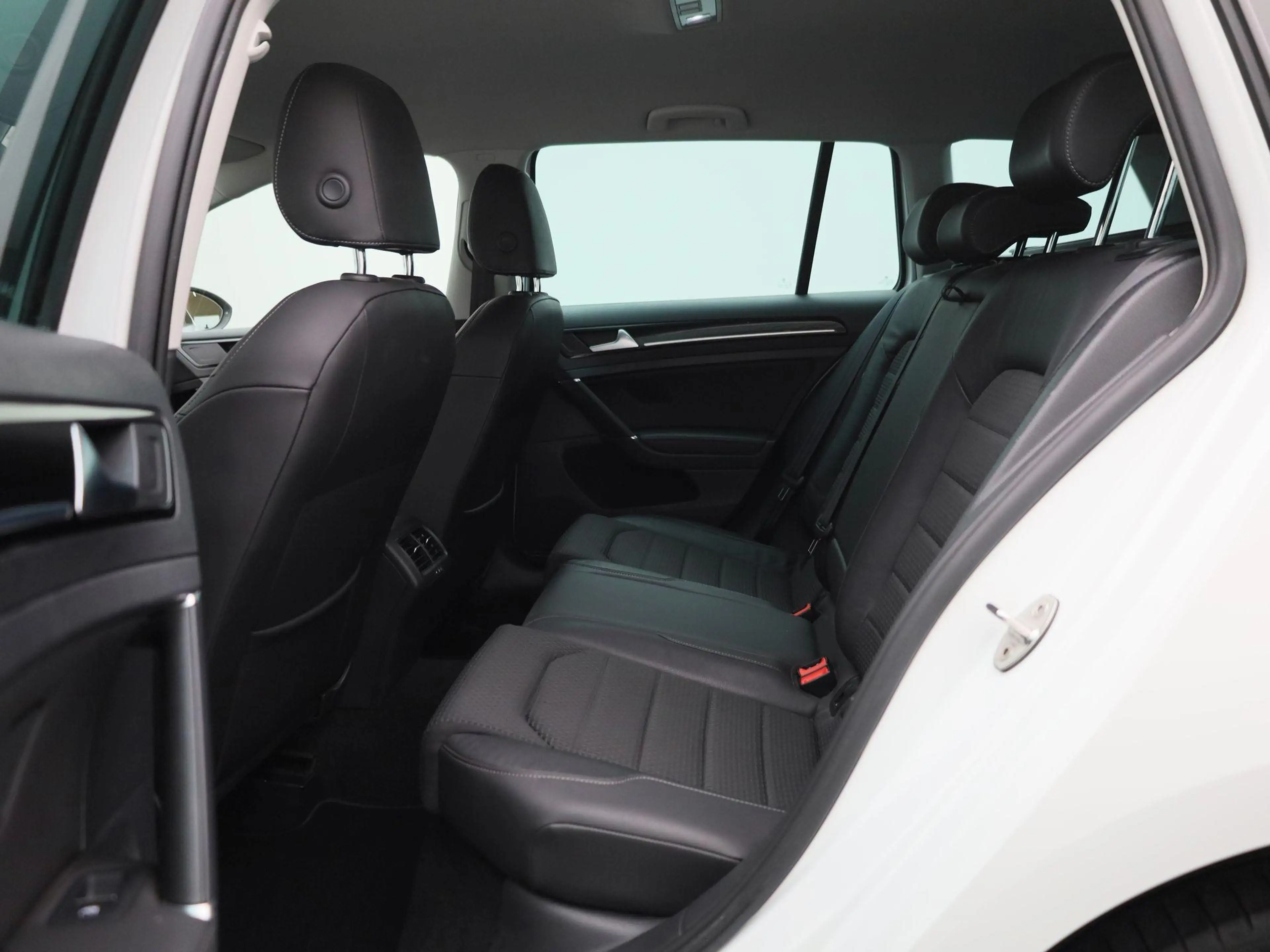 Volkswagen Golf Variant 1.4 TSI Business Edition Connected R 125 PK| Origi — photo 12
