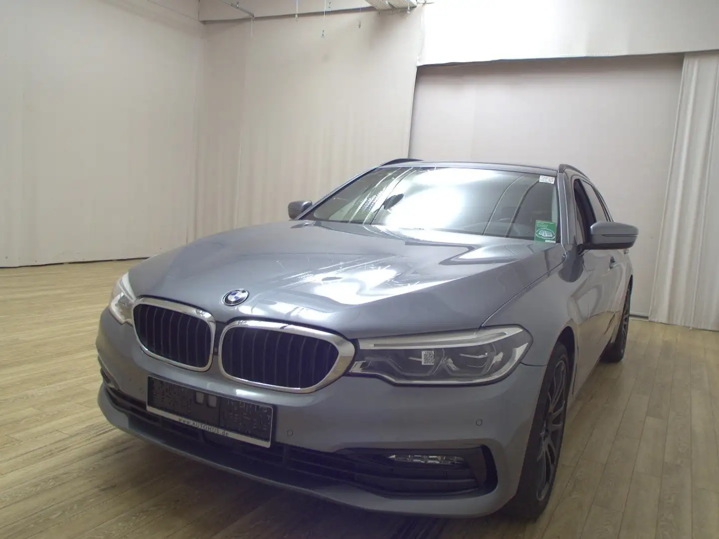 BMW 520 dA Touring Sport-Line Navi HuD H-K DA+ RfK Blu/Azzurro - 2