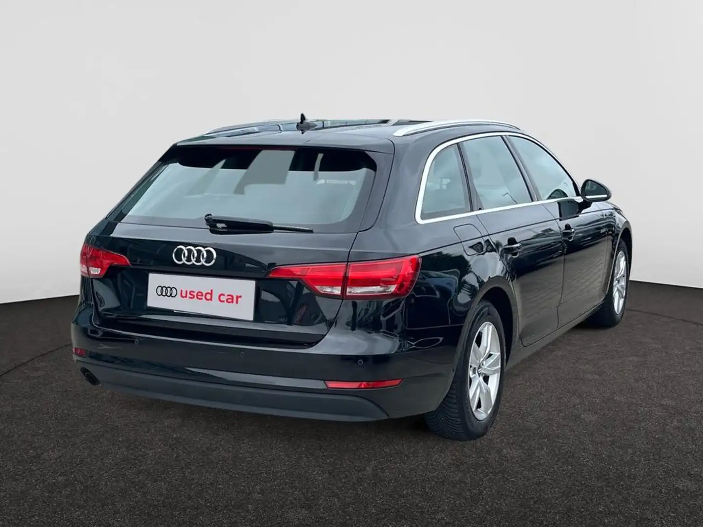 Audi A4 Avant FULL LEDER*TREKHAAK*150PK*GPS*BLUETOOTH*TOPW Schwarz - 2