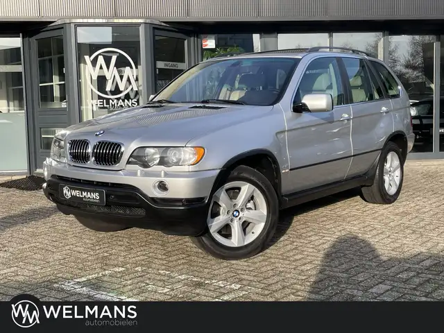 BMW X5 4.4i Executive Blijvend Youngtimer l Schuifdak l E