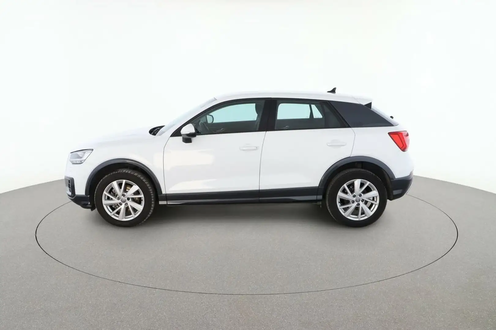 Audi Q2 30 TFSI Design Blanco - 2