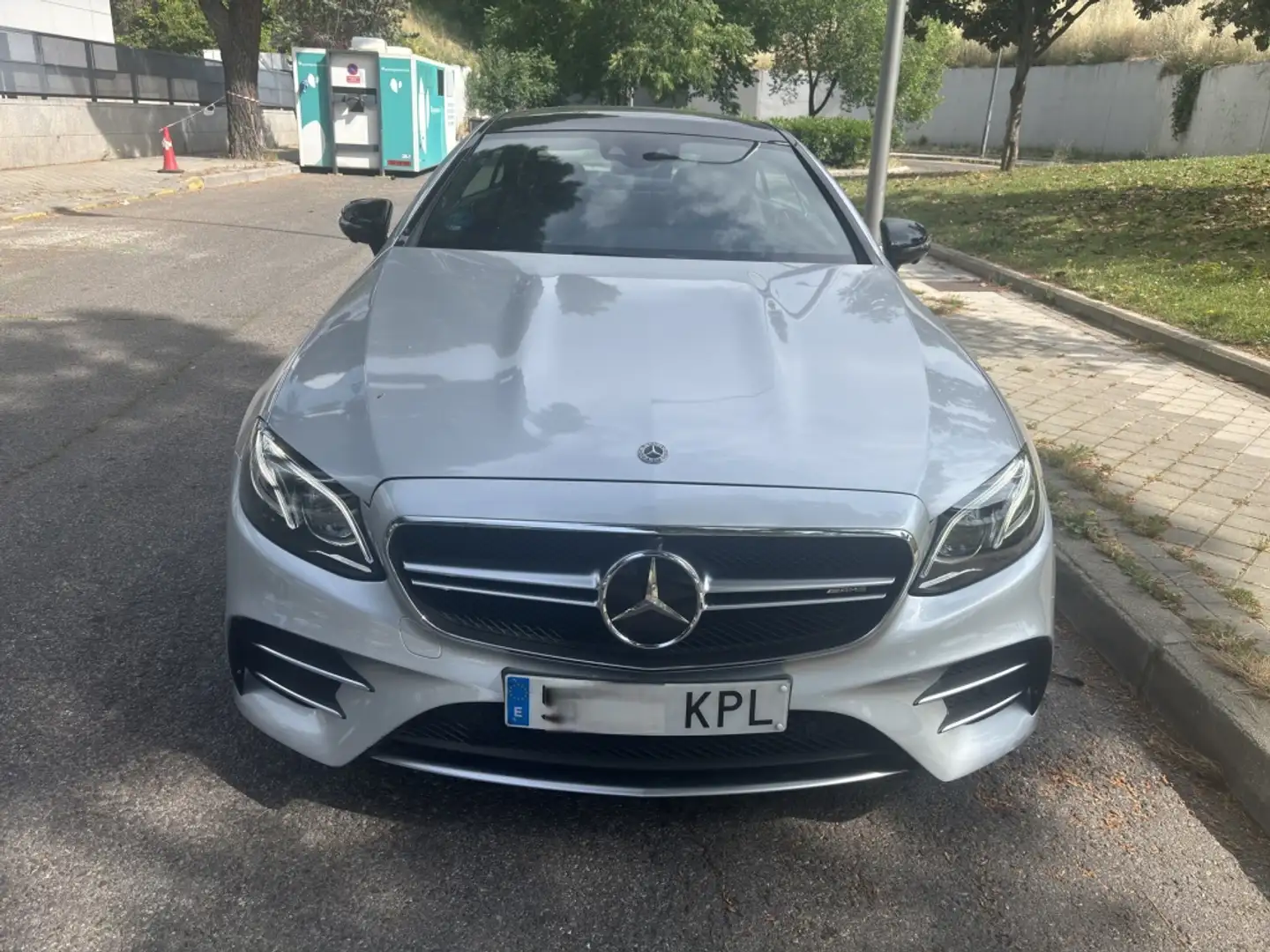 Mercedes-Benz E 53 AMG Coupé 4Matic+ 9G-Tronic Gris - 2