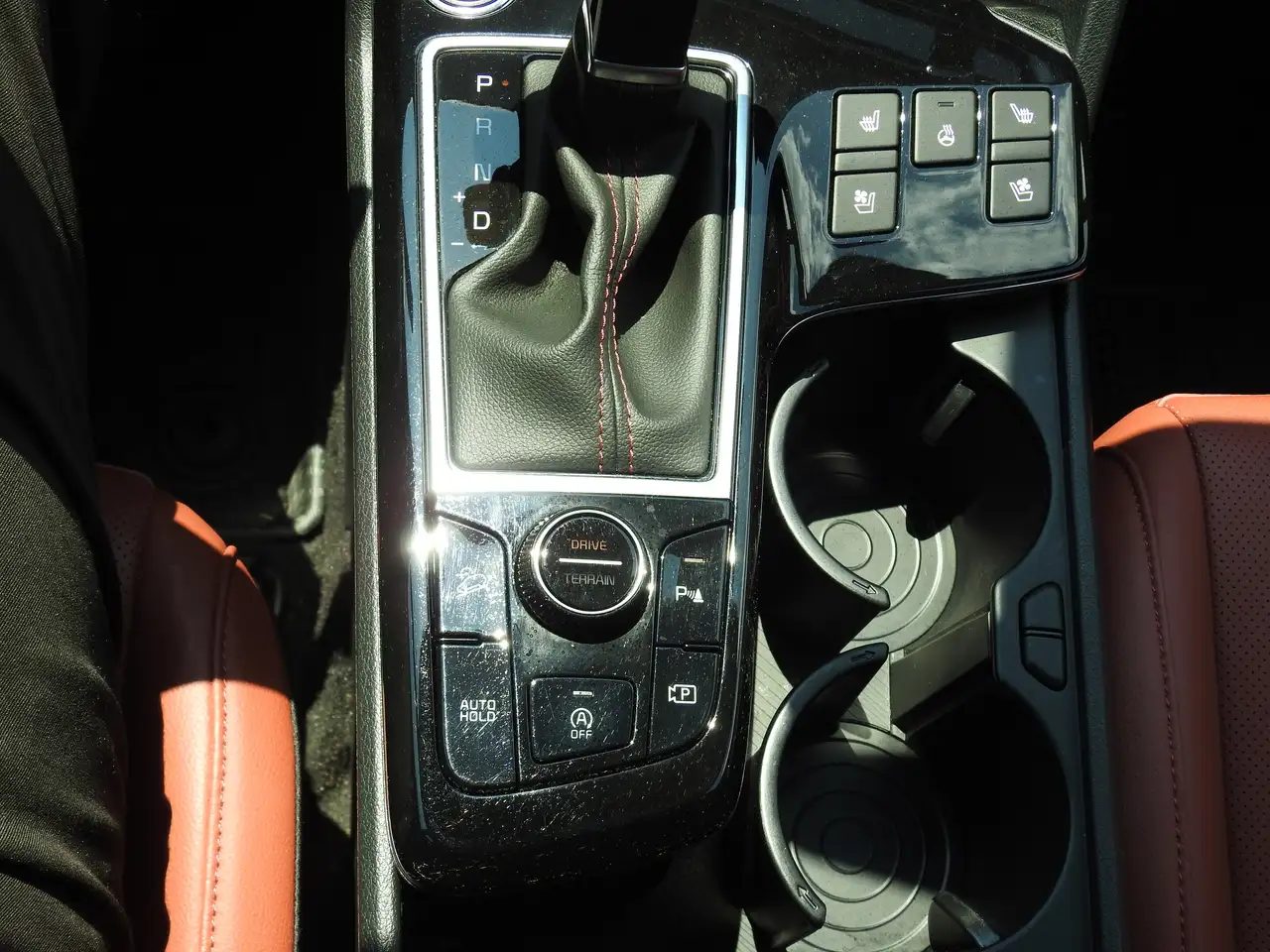 Kia Sportage снимка Kia Sportage