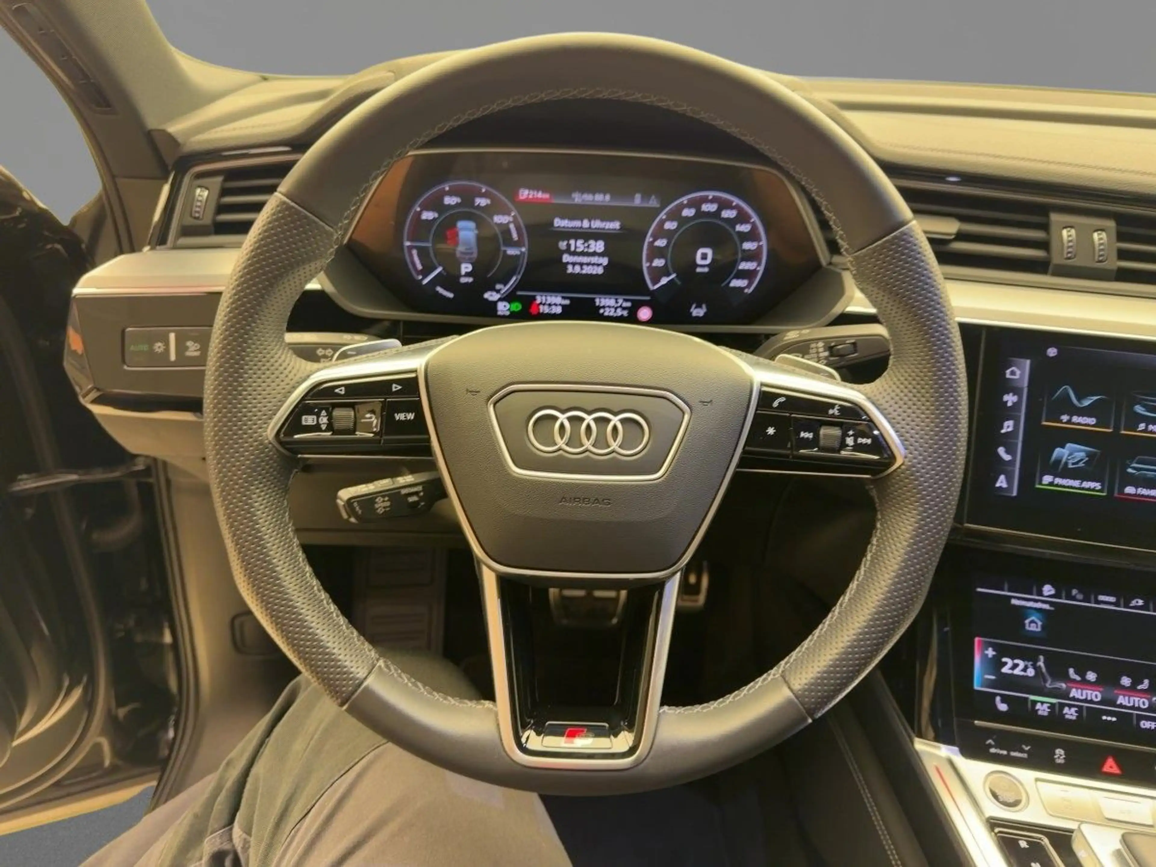 Audi Q8 e-tron Q8 e-tron Sportback 55 QUA*MATRIX*PANO*AHK*HUD* — photo 12