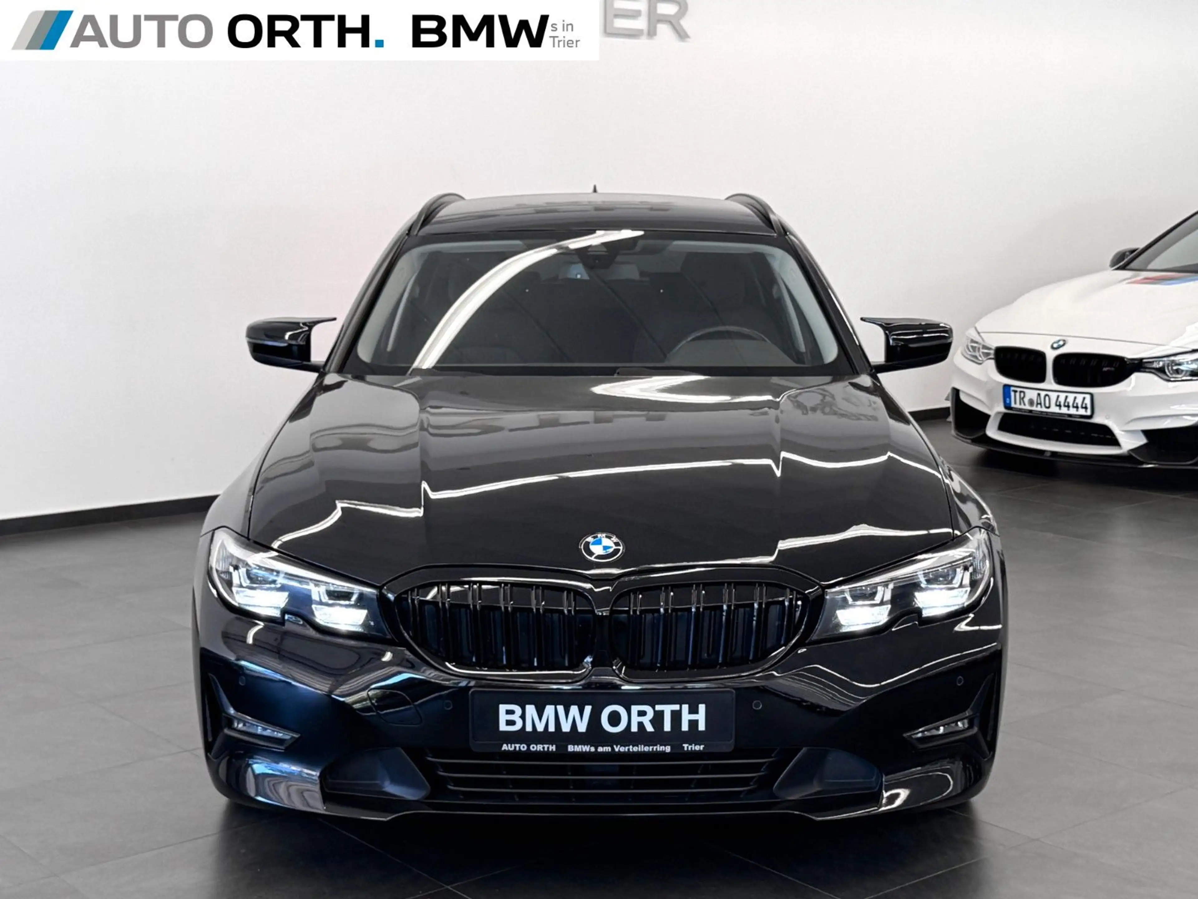 BMW 320 d Touring AUTOM. LC+ LED SIHZ PDC TEMPO AHK — photo 8