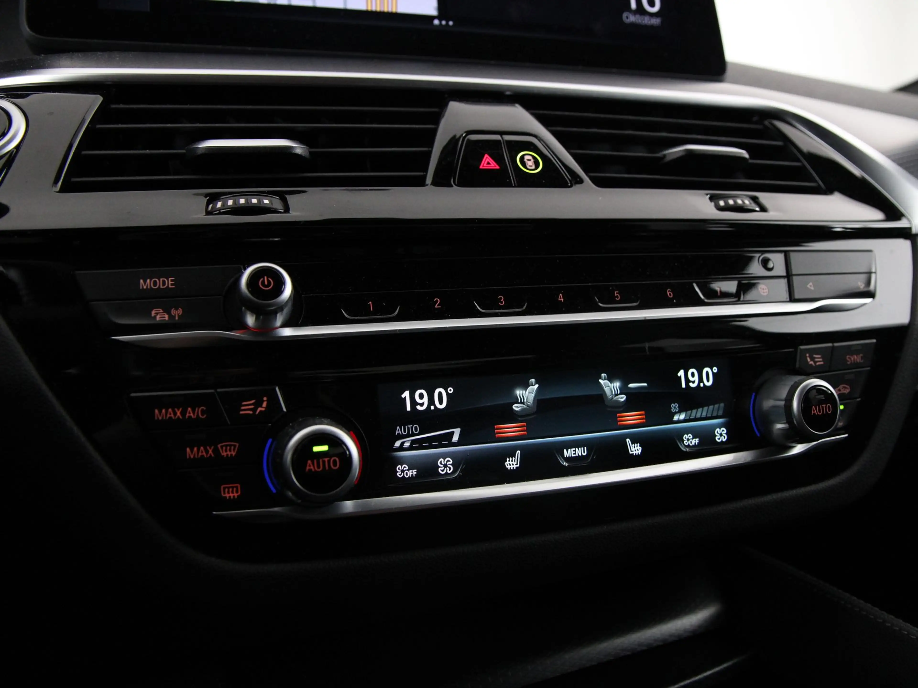 BMW 545 5 Serie 545e xDrive High Executive M-Sport — photo 14