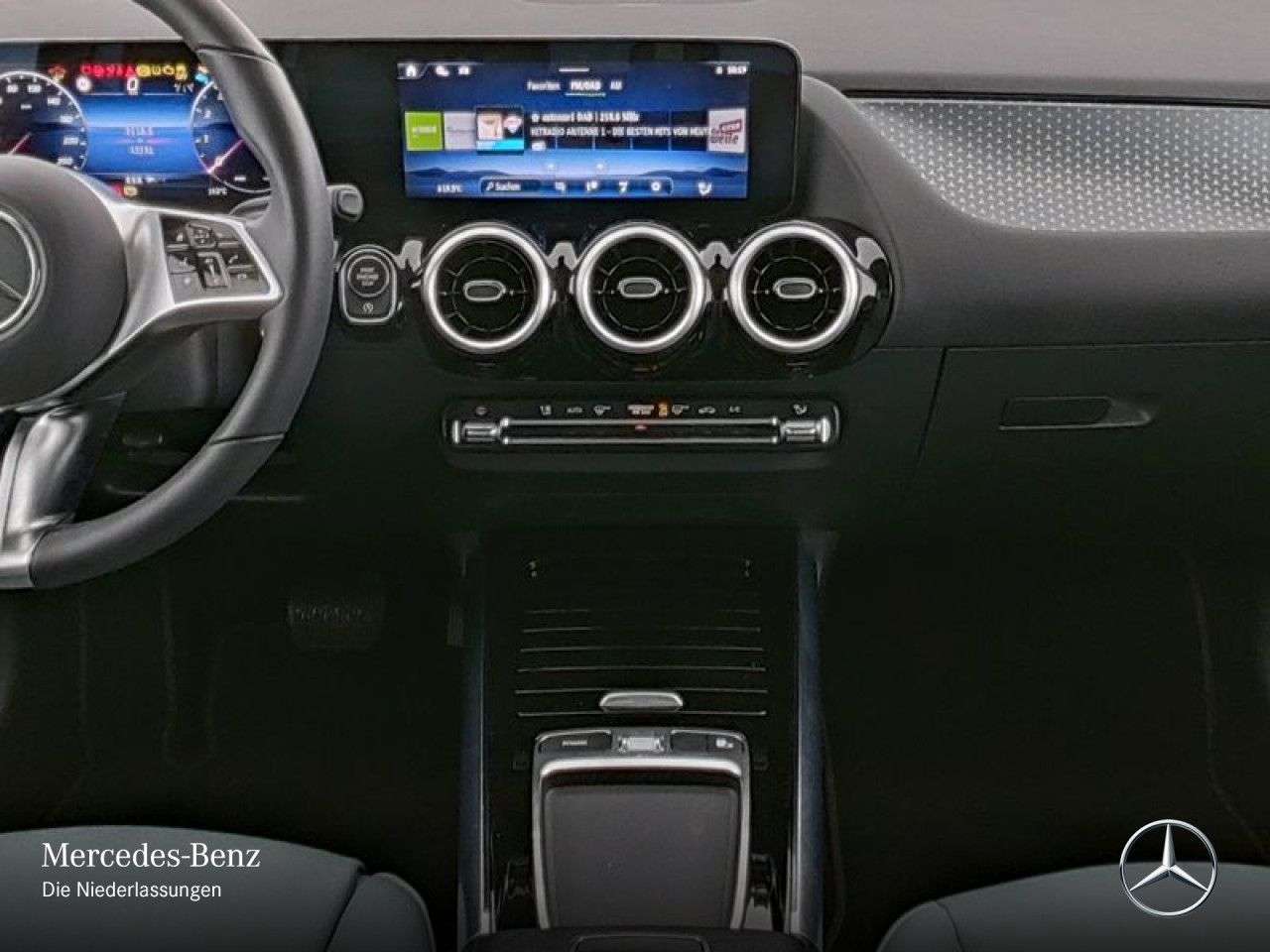 Mercedes-Benz GLA 220