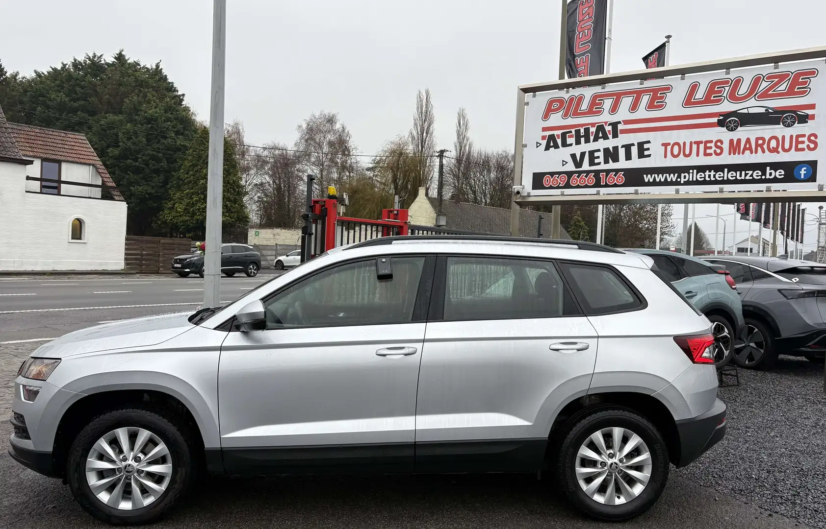 Skoda Karoq Karoq 1.0 TSI Active Grijs - 2