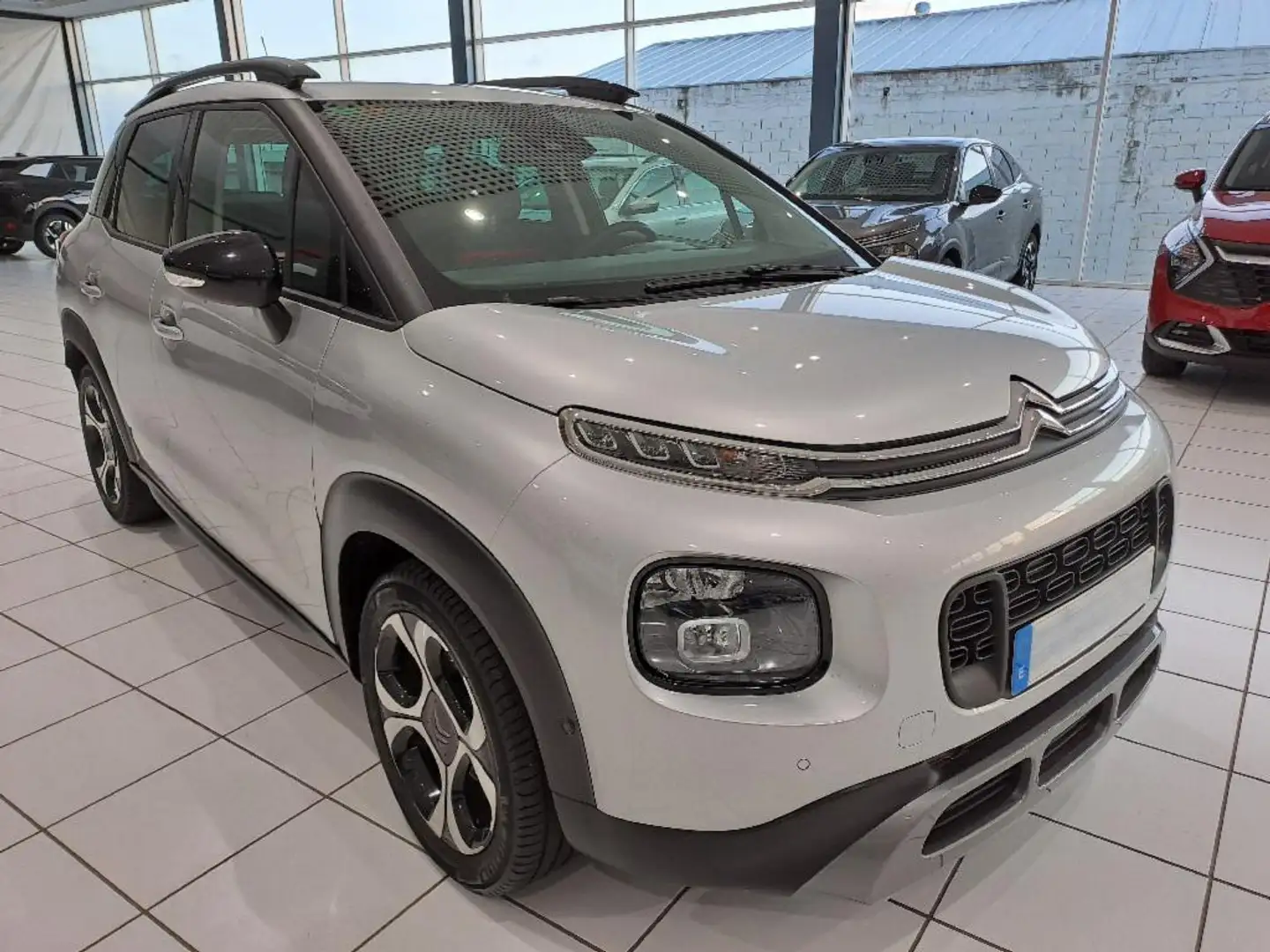 Citroen C3 Aircross 1.5 BLUEHDI 88KW SHINE AUTO 5P Gris - 1