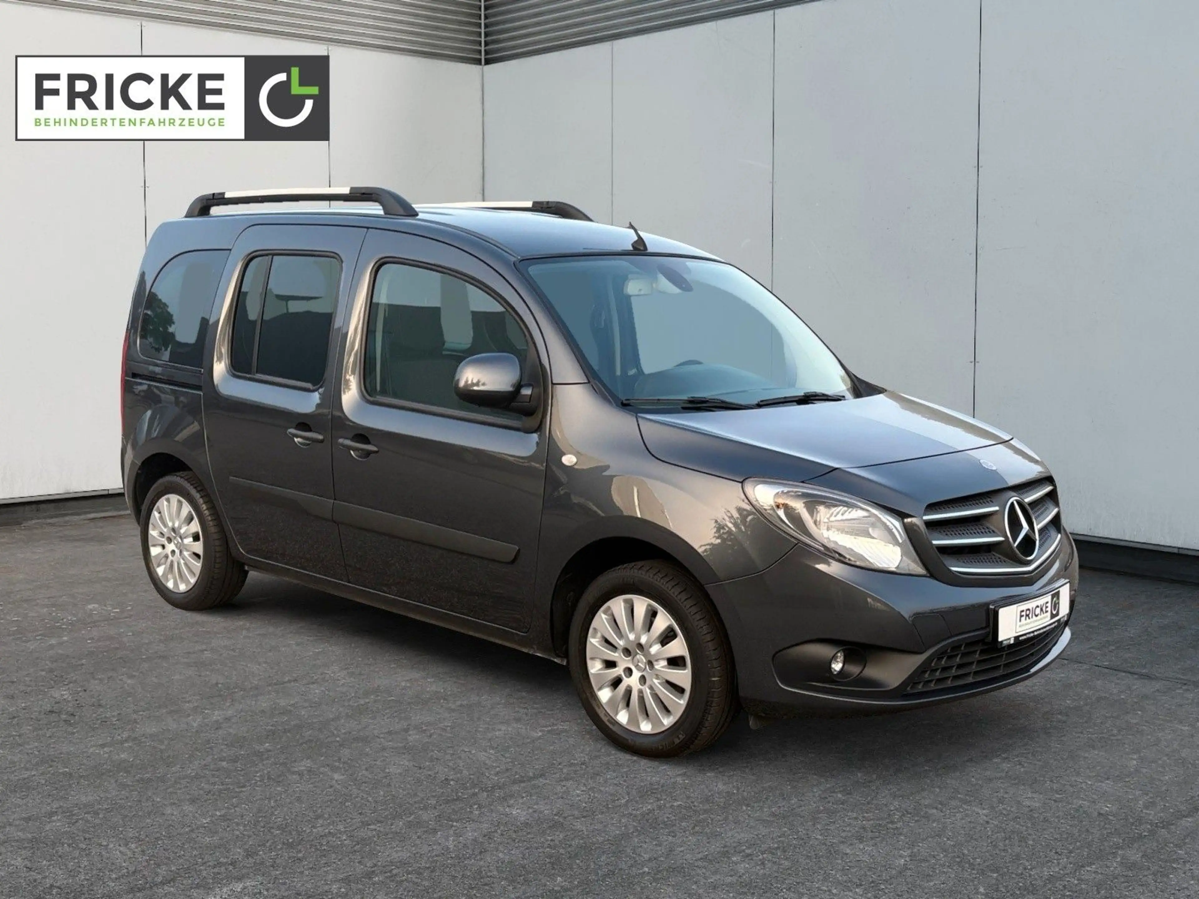 Mercedes-Benz Citan 112 *Rollstuhlgerecht* — photo 7