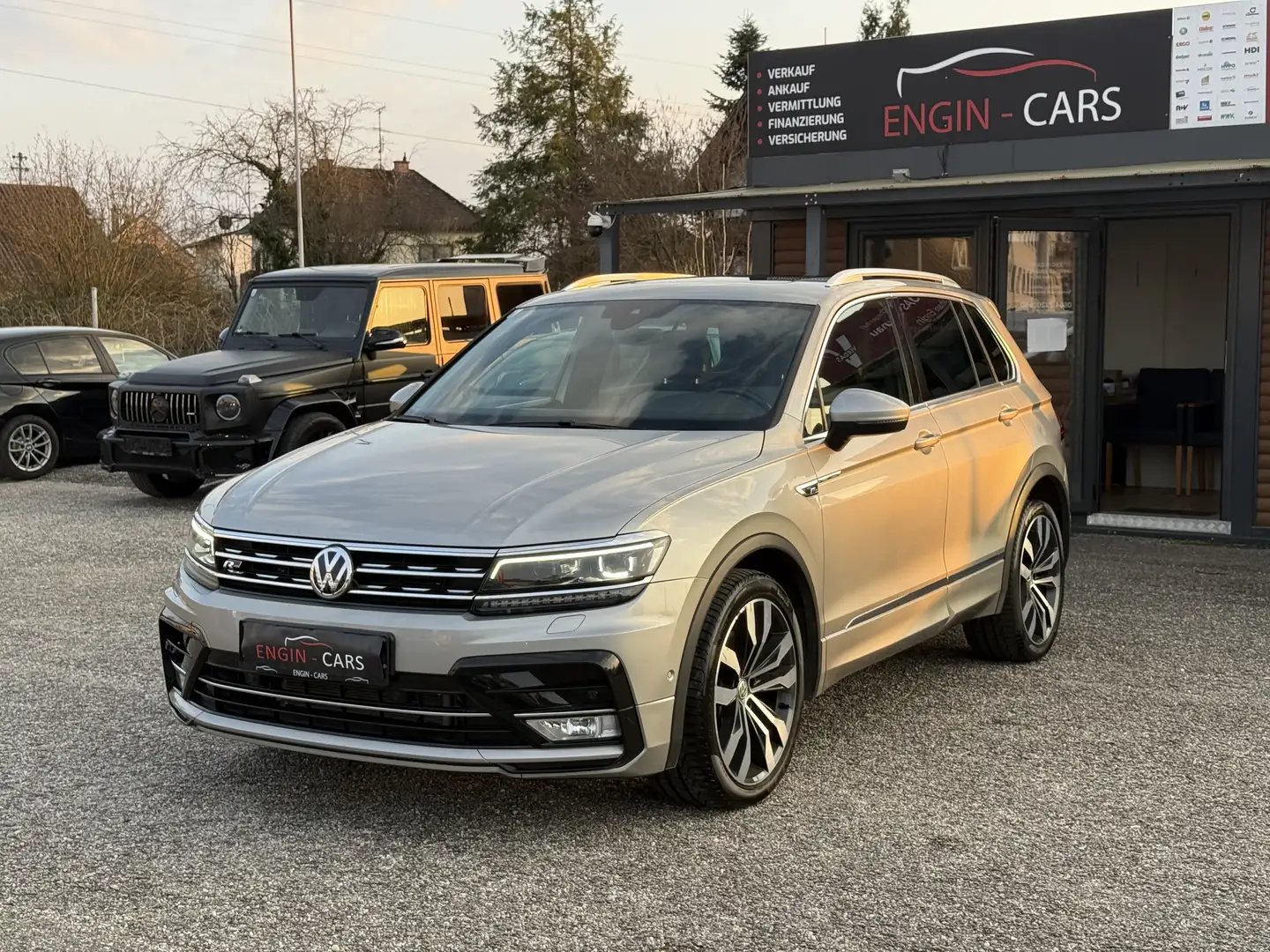 Volkswagen Tiguan 2,0 TDI R-Line 4Motion Highline DSG - 1