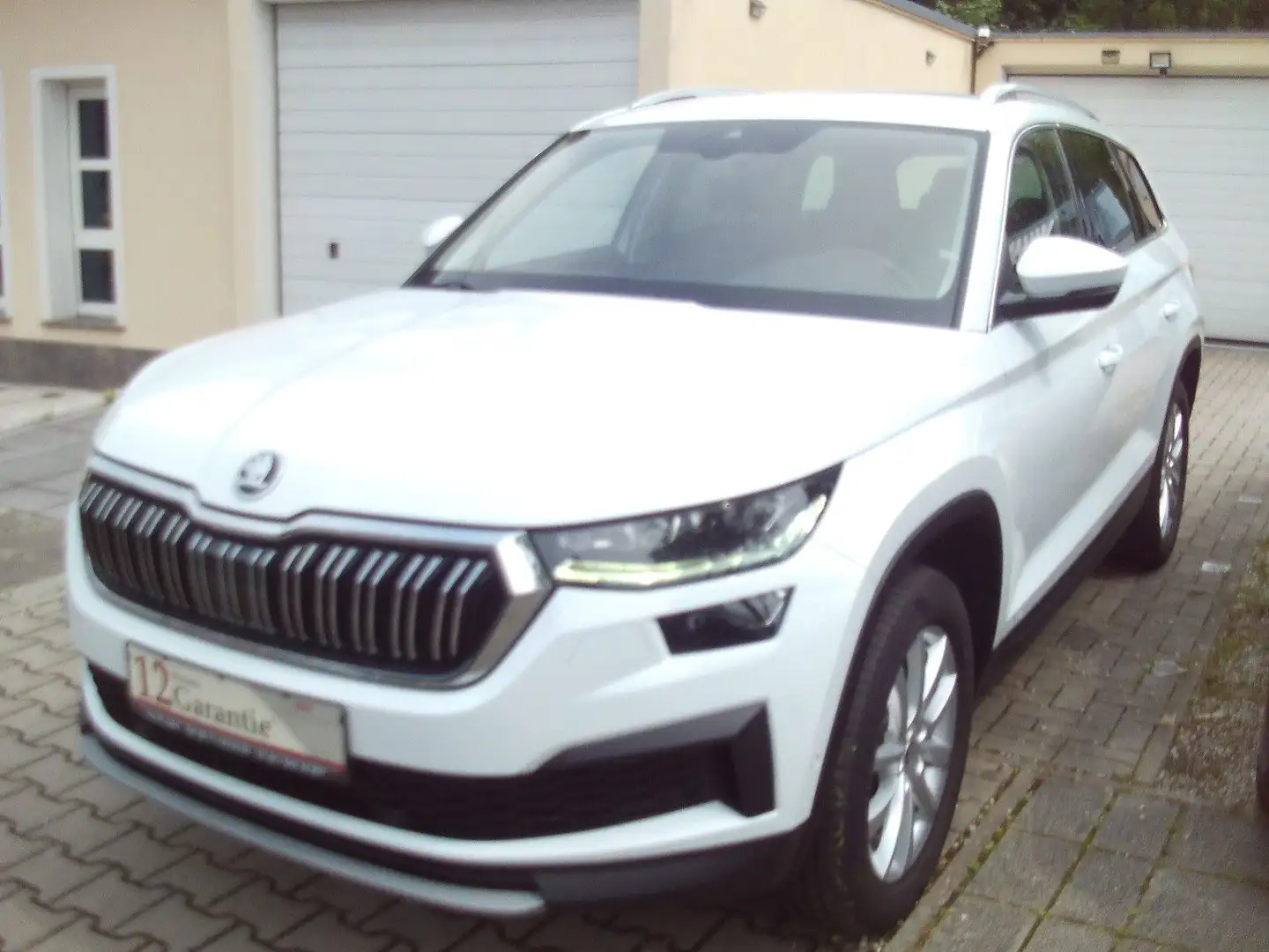 Skoda Kodiaq Style 4x4 TEILLEDER,AHK,KAMERA,PDC, Blanco - 1