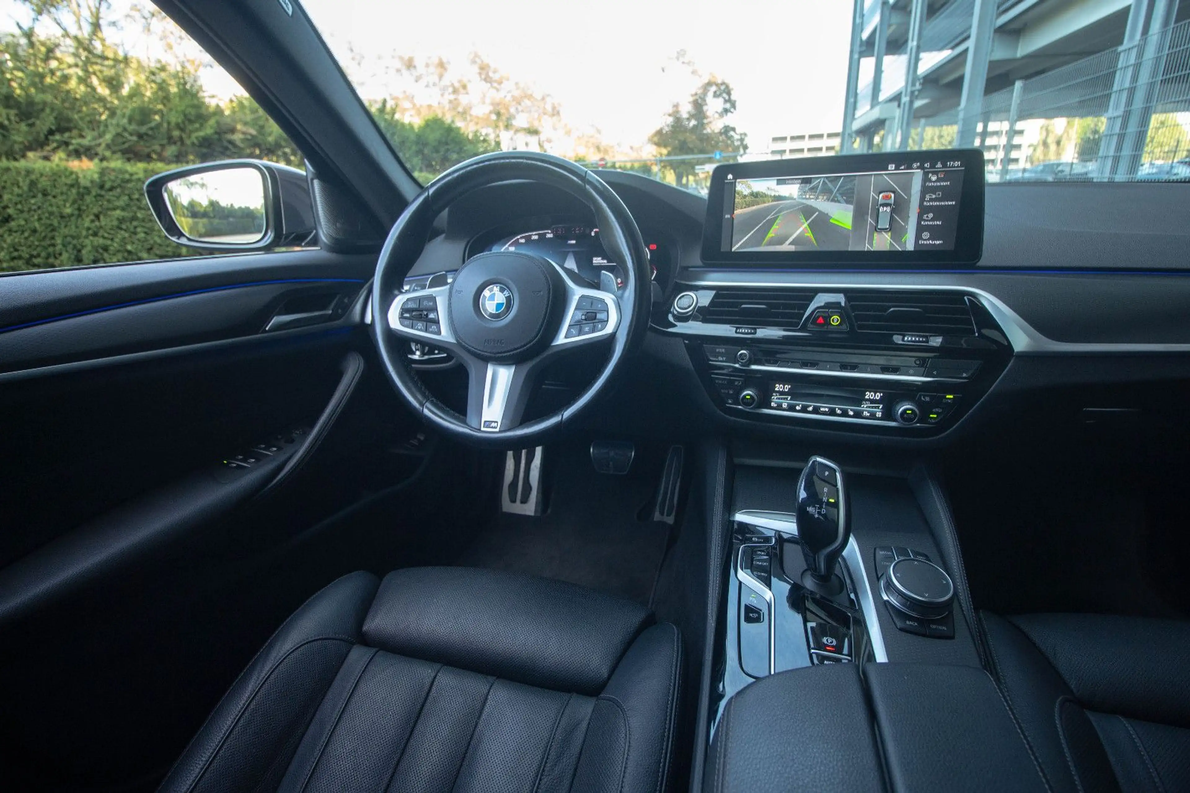 BMW 540 d T xDrive *M Sport*Standheizung*Laser*PANO* — photo 5