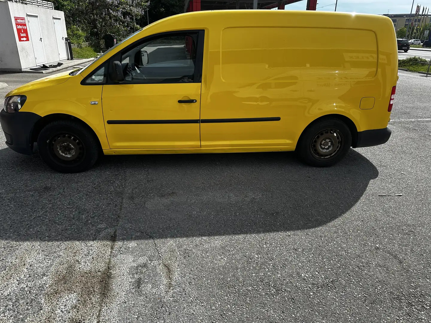 Volkswagen Caddy maxi Gelb - 2