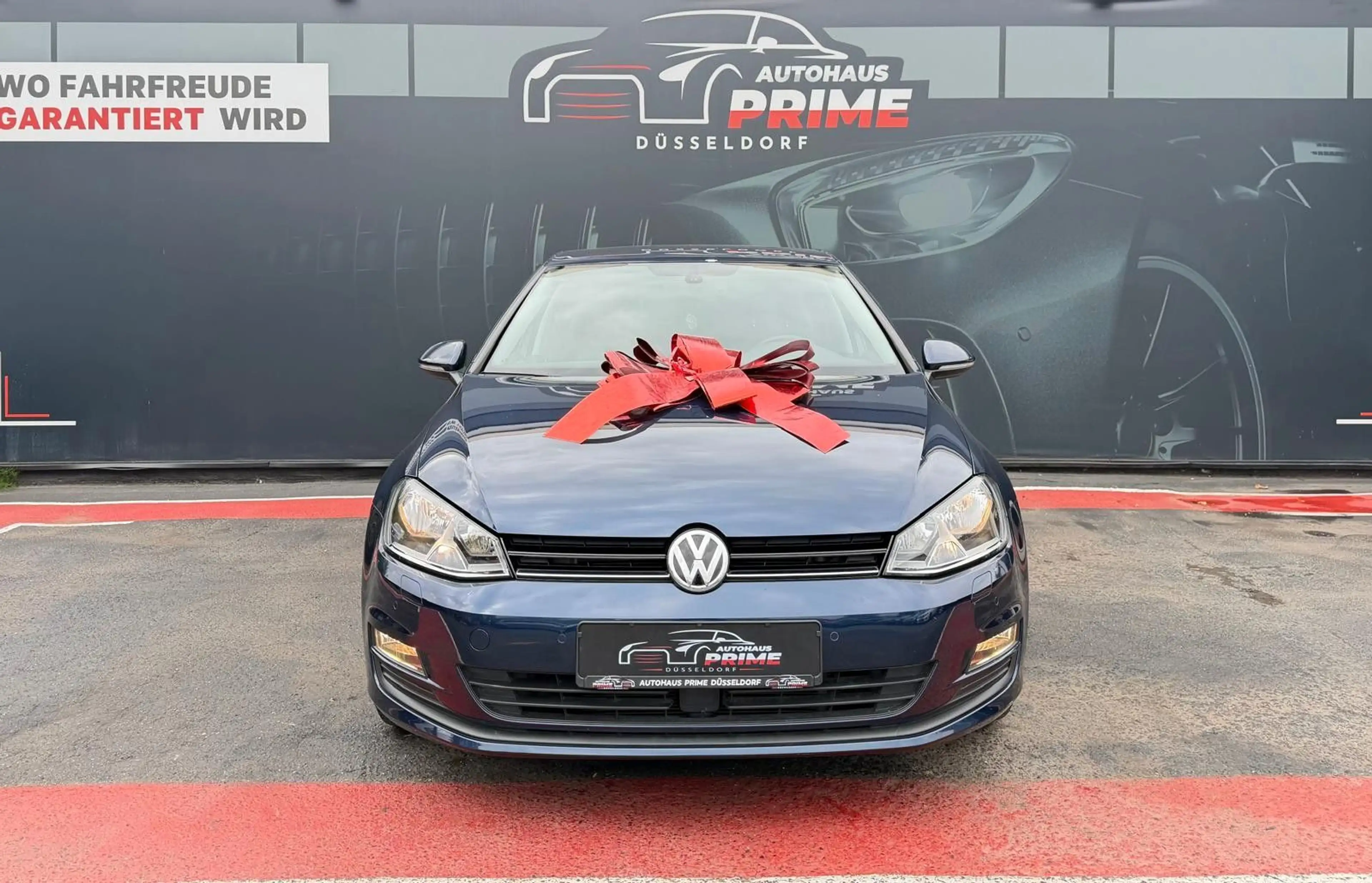 Volkswagen Golf VII Lim. Cup*Automatik*Sitzheizung*PDC — photo 3