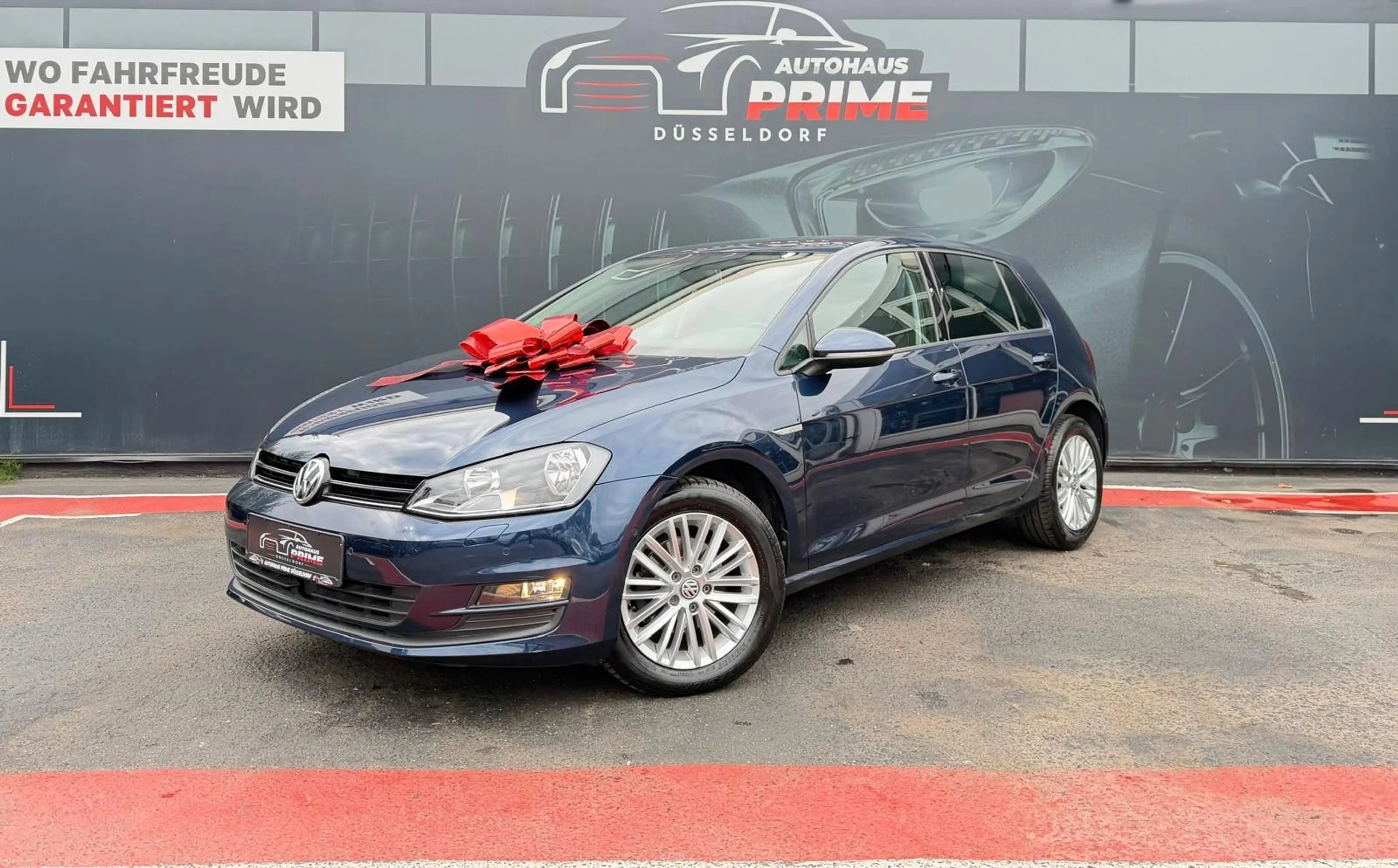 Volkswagen Golf VII Lim. Cup*Automatik*Sitzheizung*PDC — photo 4