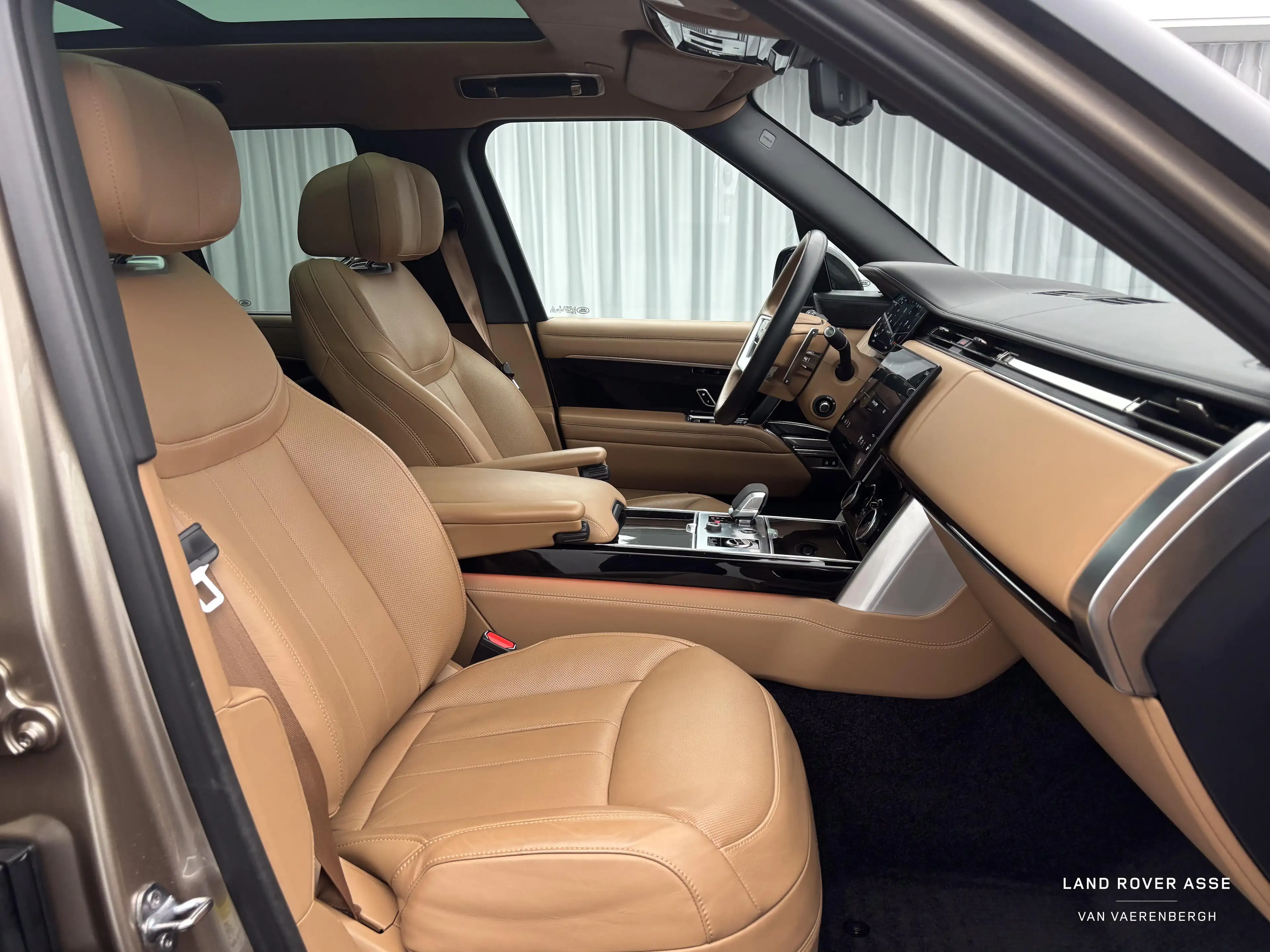 Land Rover Range Rover SWB P530 Autobiography AWD Auto. 23MY — photo 3