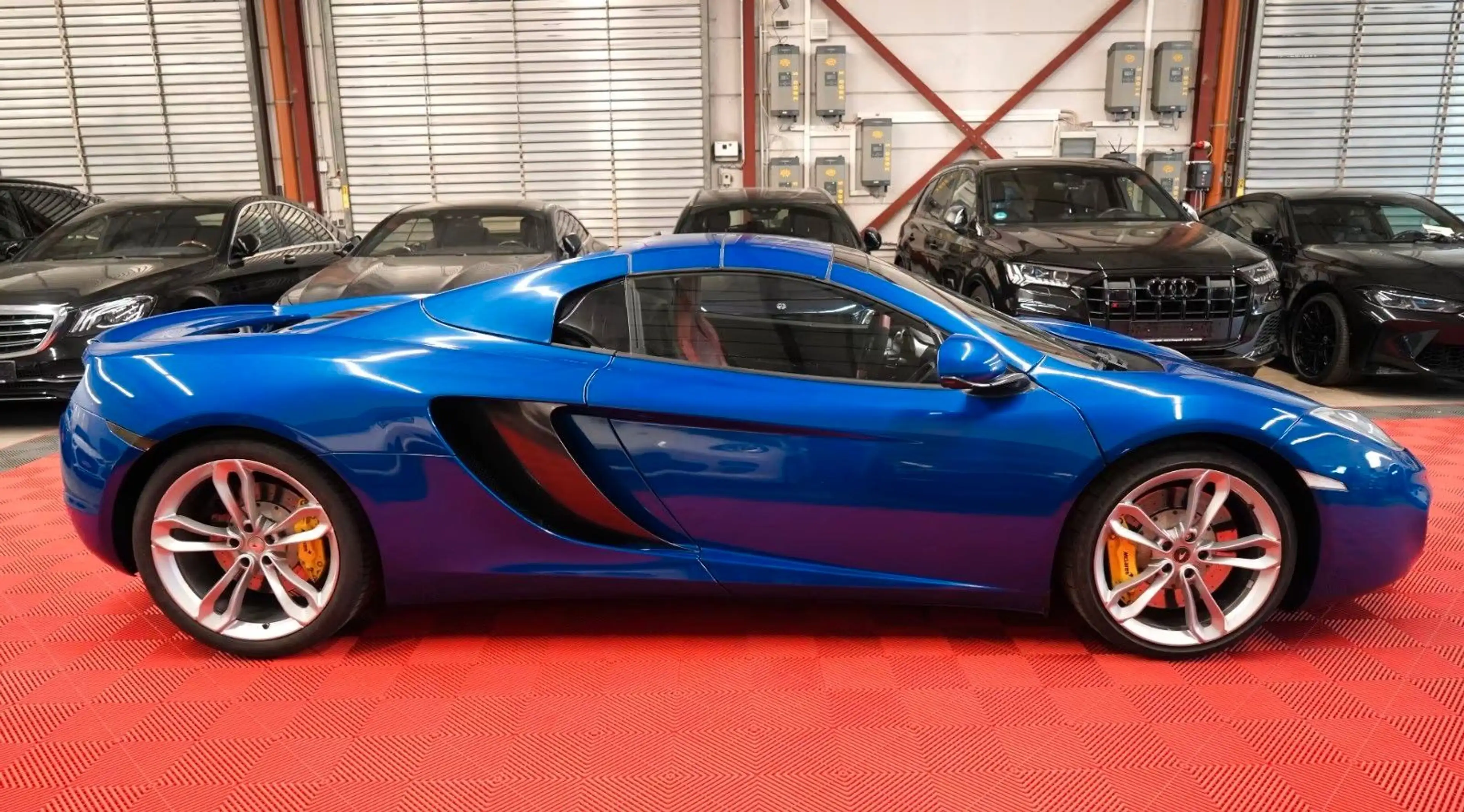 McLaren MP4-12C Spider — photo 4