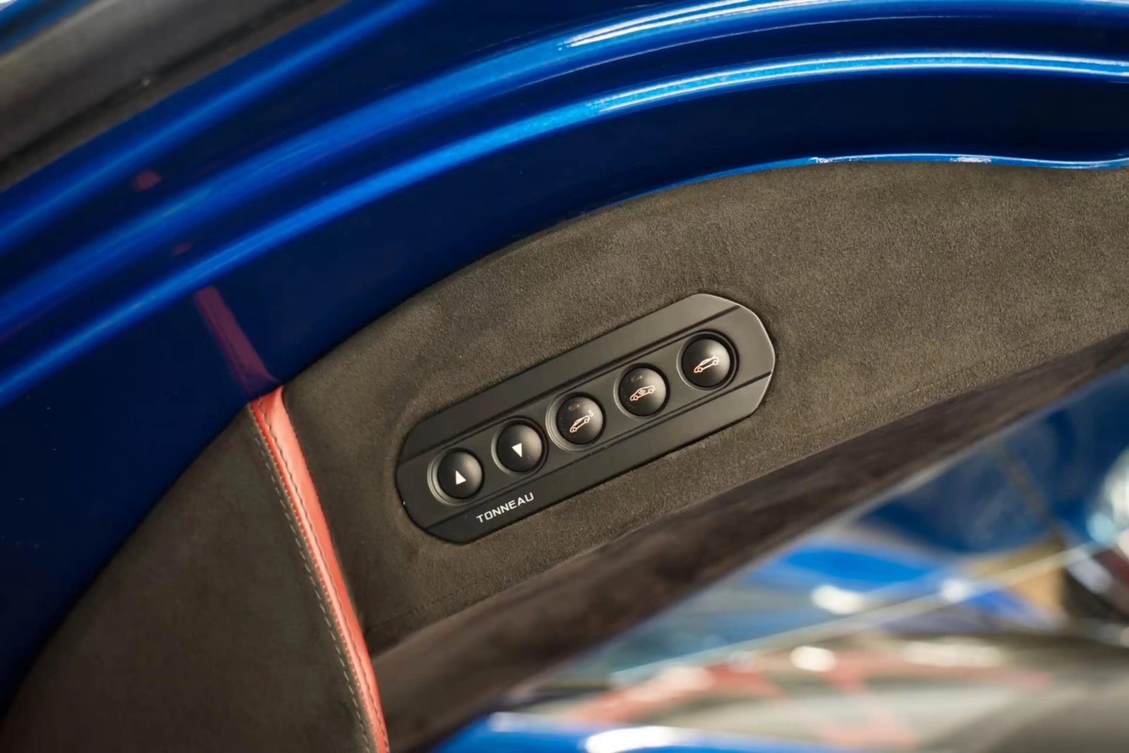 McLaren MP4-12C Spider — photo 13