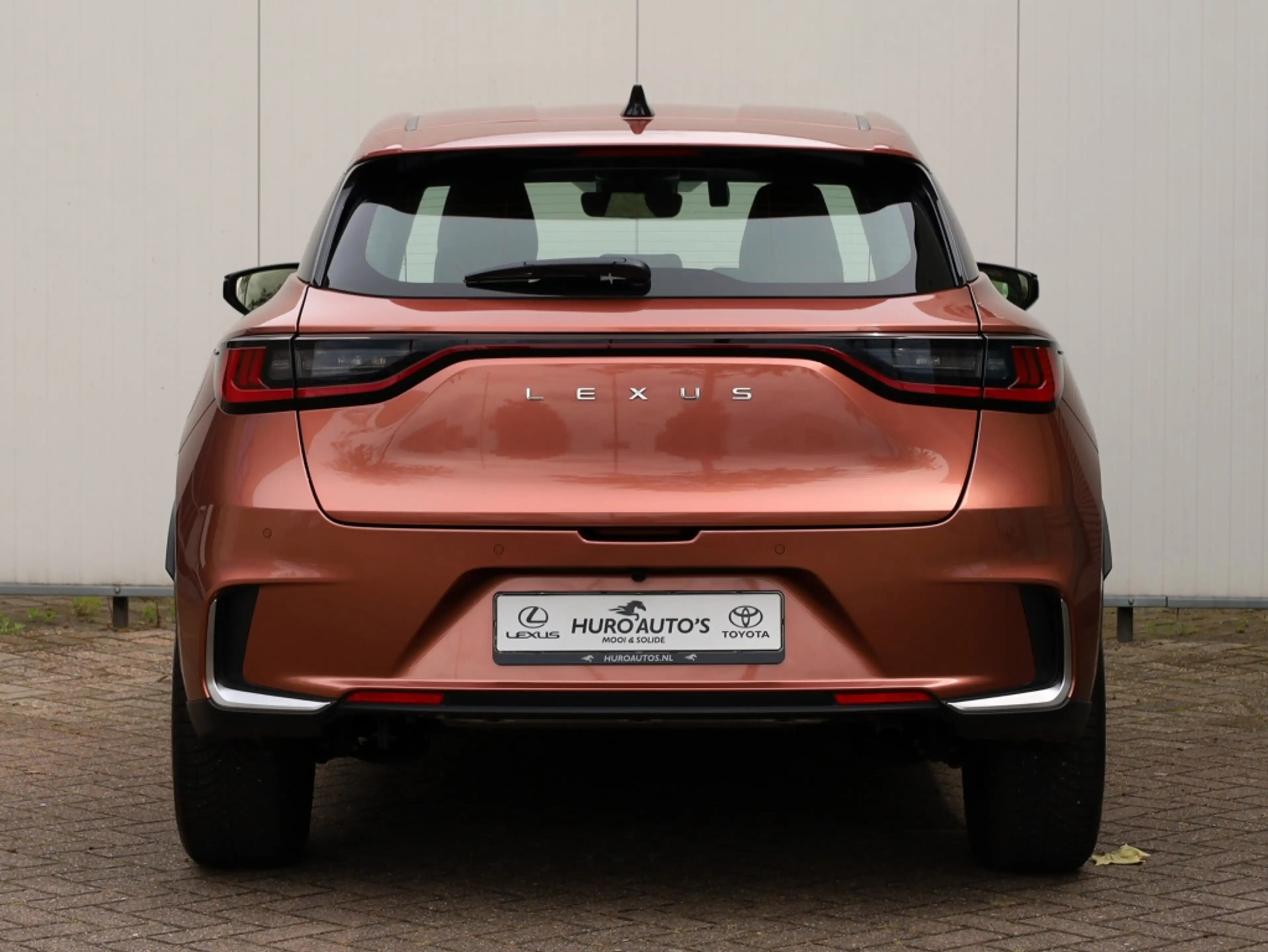 Lexus LBX Elegant 2WD | Advanced Pack | Mark Levinson | 360 — photo 4
