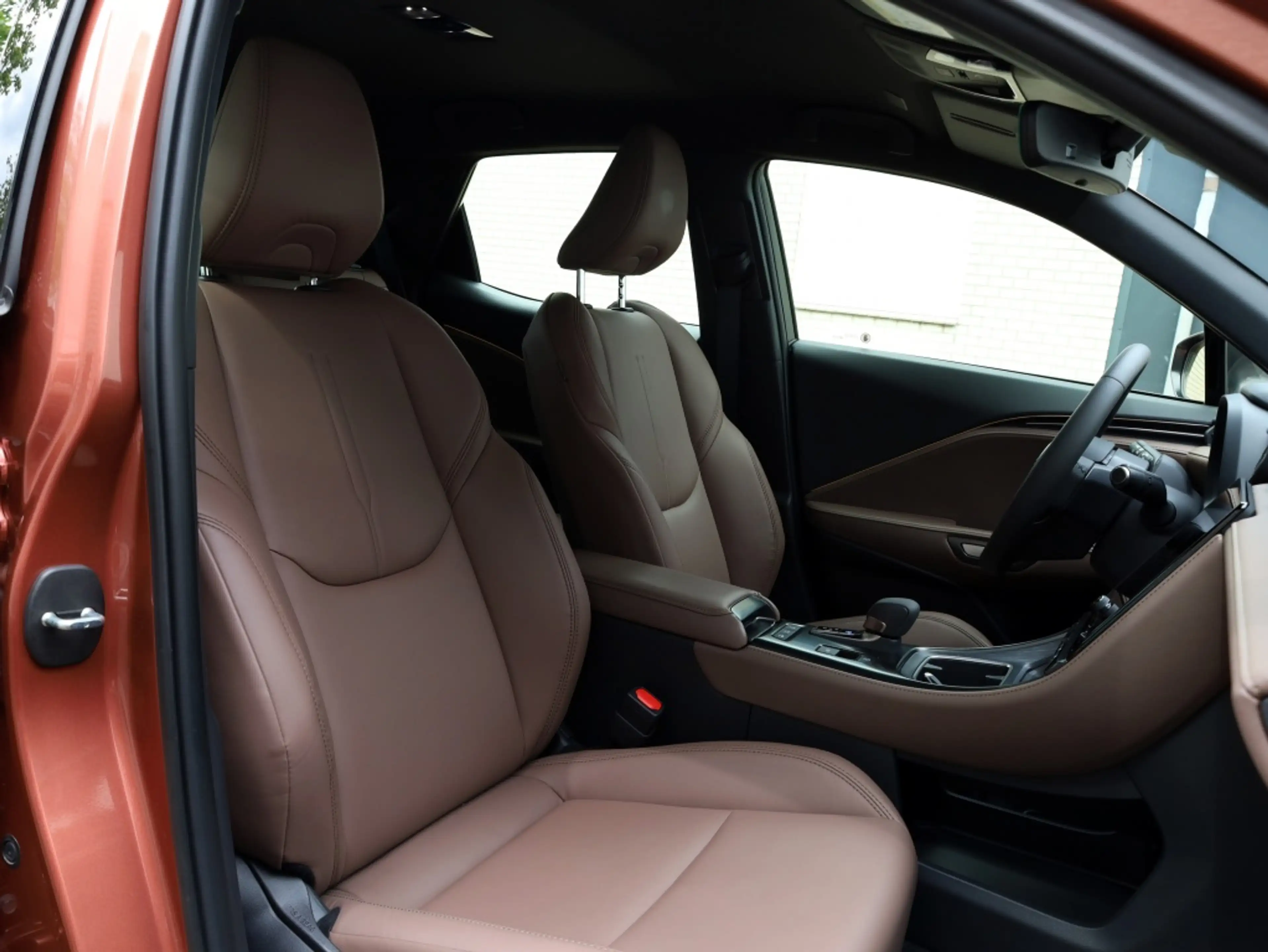 Lexus LBX Elegant 2WD | Advanced Pack | Mark Levinson | 360 — photo 12
