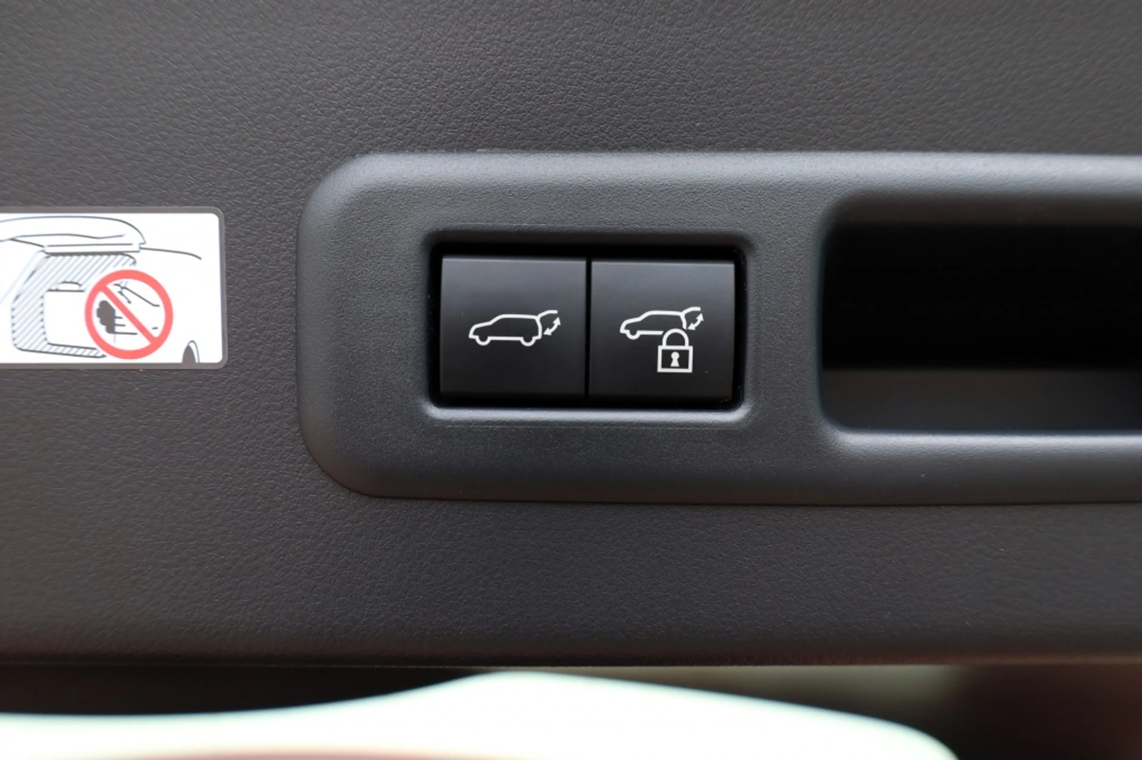 Lexus LBX Elegant 2WD | Advanced Pack | Mark Levinson | 360 — photo 34