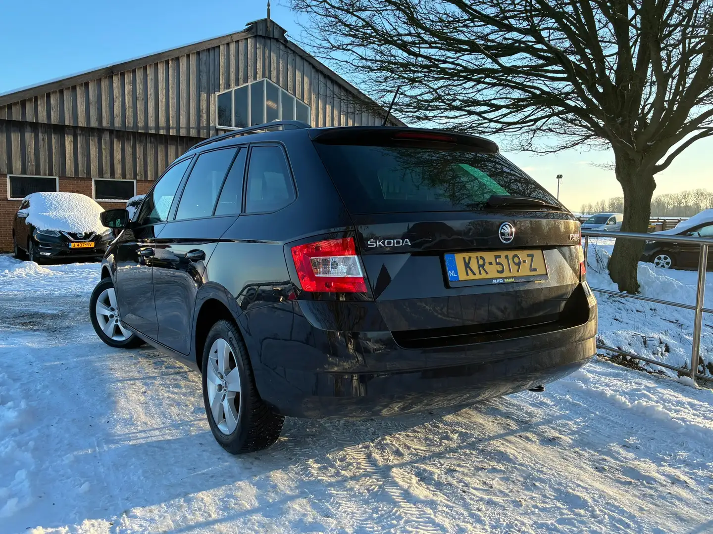 Skoda Fabia Combi 1.4 TDI Ambition Business | Cruise + Navi + Schwarz - 2