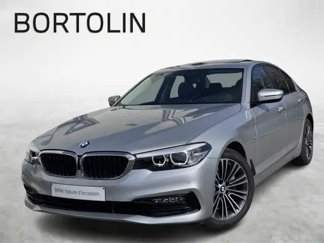 BMW 520 dA Berline Sport Line Boite Auto Toit ouvrant