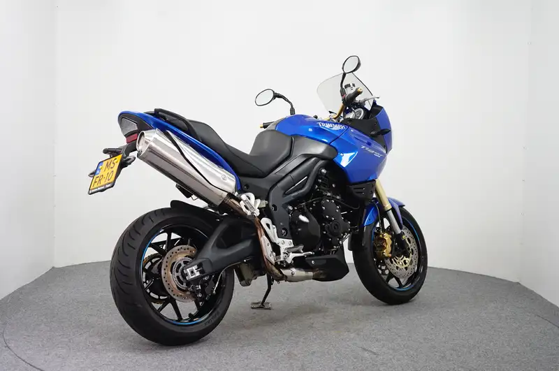 Triumph Tiger 1050 - foto 8