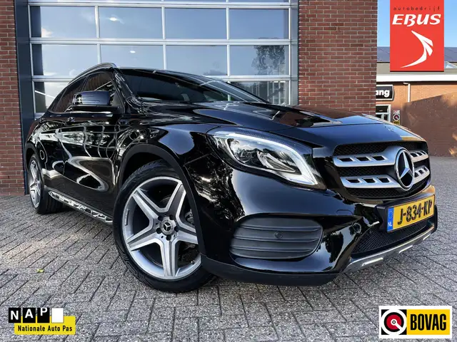 Mercedes-Benz GLA 180 Business Solution AMG